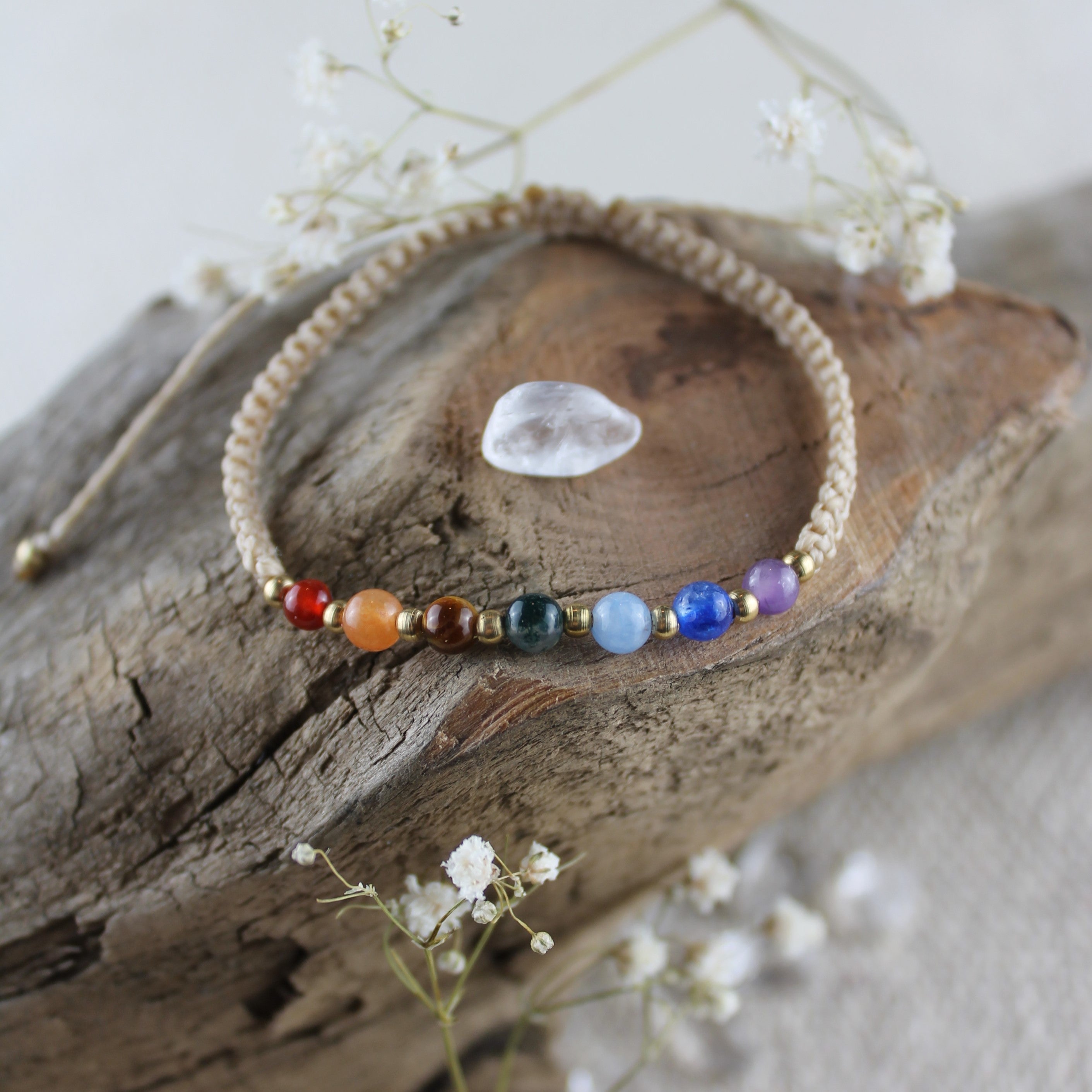Chakra Edelsteinarmband Makramee personalisiert gold- oder silberfarben 4mm