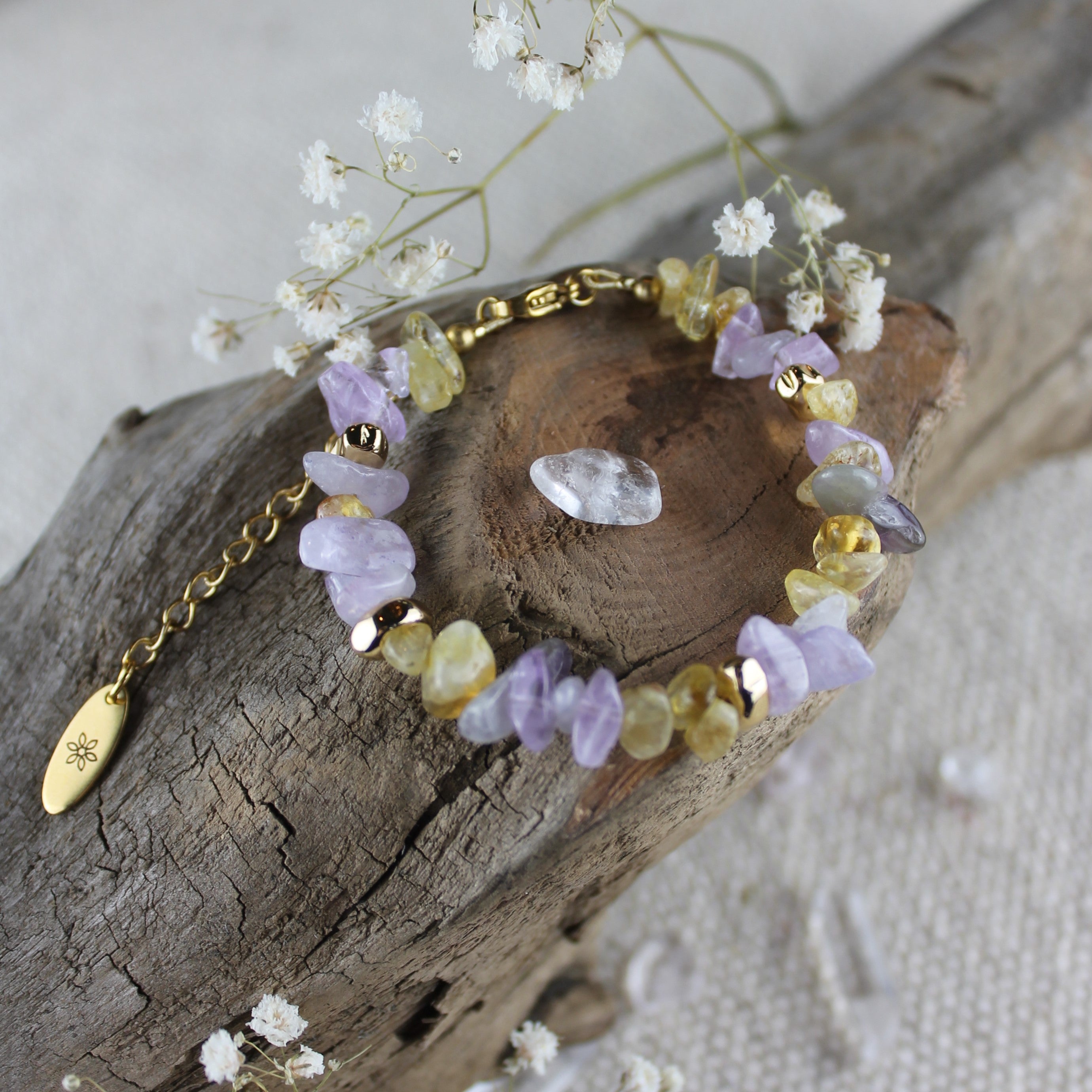 Amethyst mit Citrin Splitter Edelsteinarmband mit Verschluss goldfarben