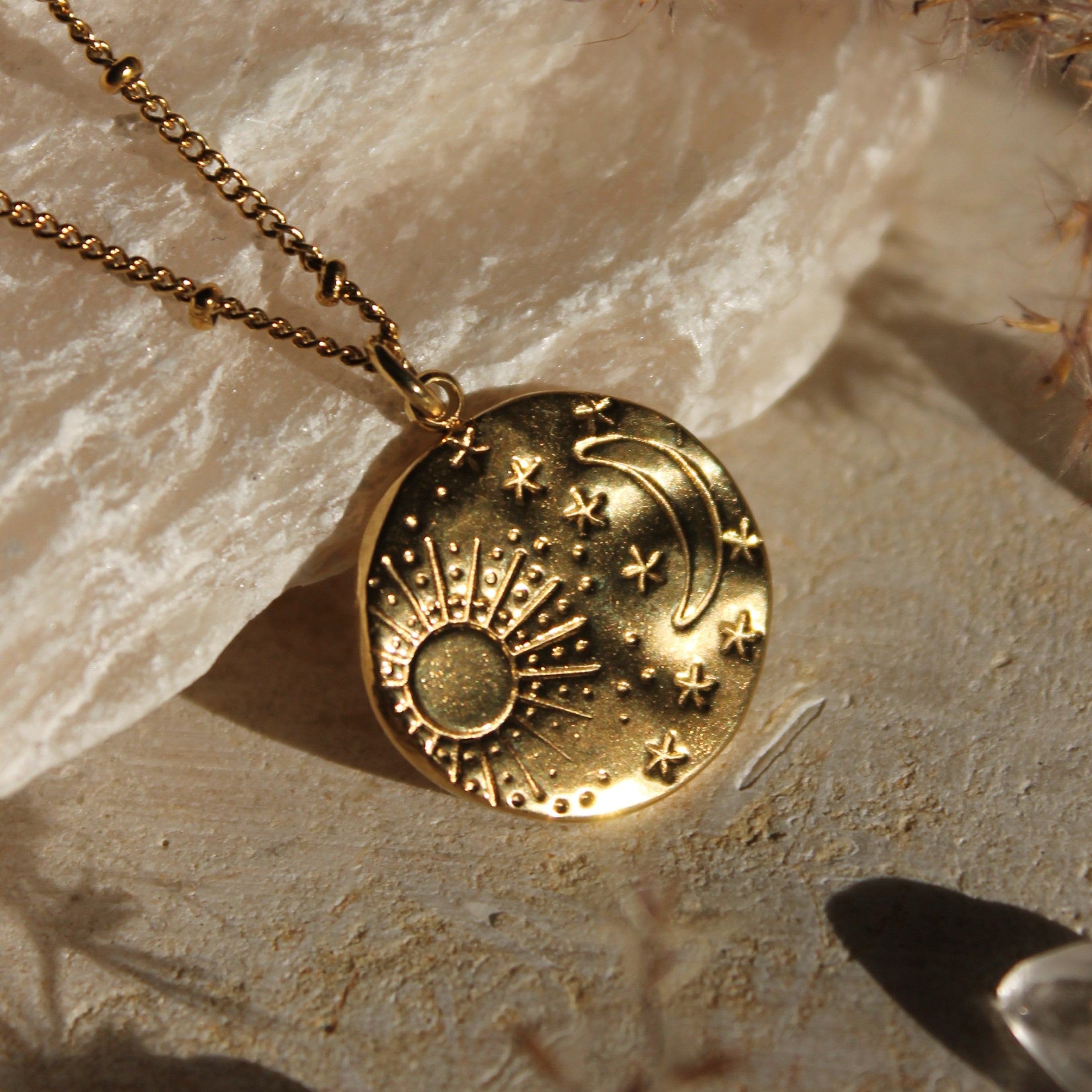 ASTERIA AnhÀnger Kette goldfarben
