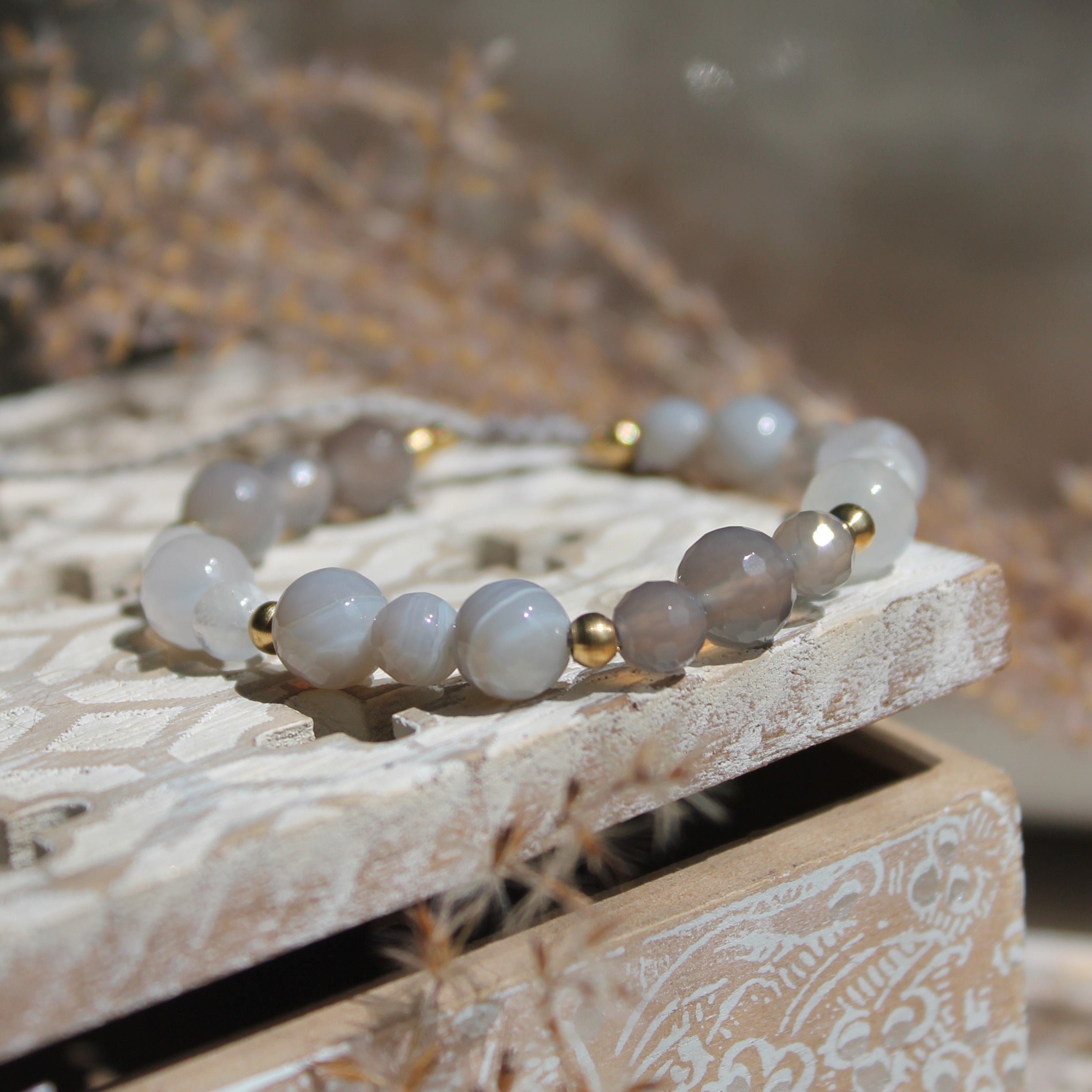Achat, Bandachat, Mondstein Mala goldfarben