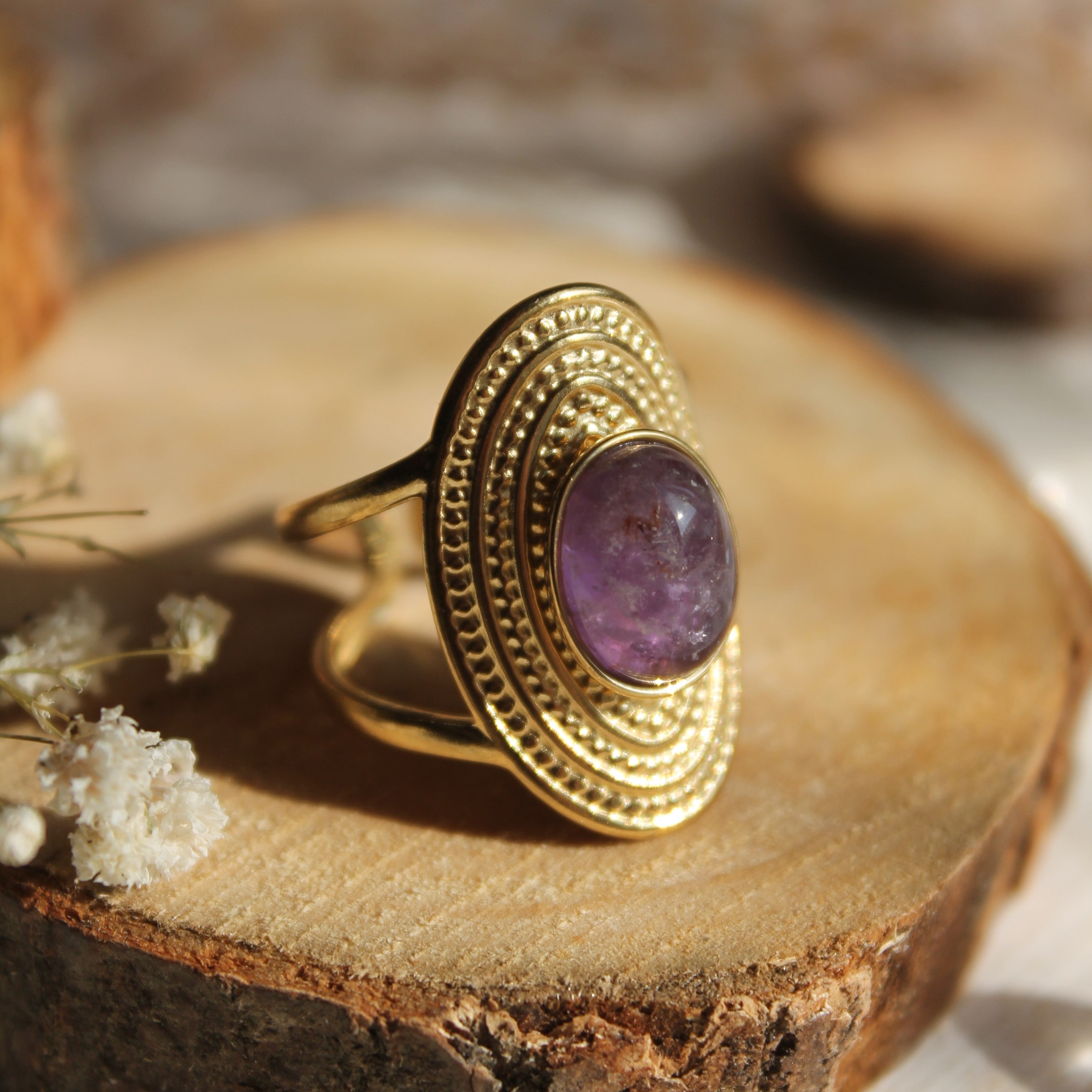 Amethyst Edelsteinring ANANDA größenverstellbar goldfarben