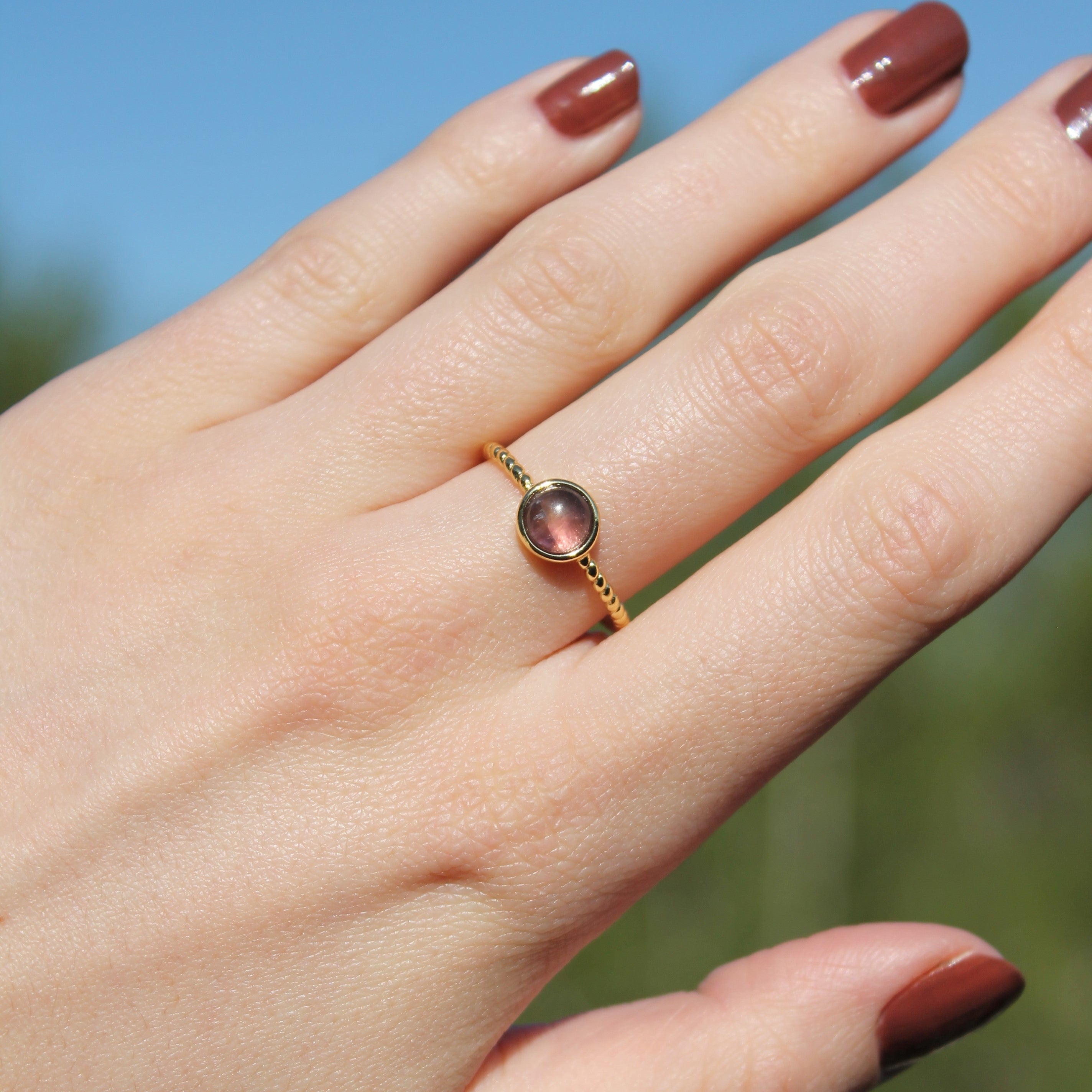 Amethyst Edelsteinring YUNA größenverstellbar goldfarben
