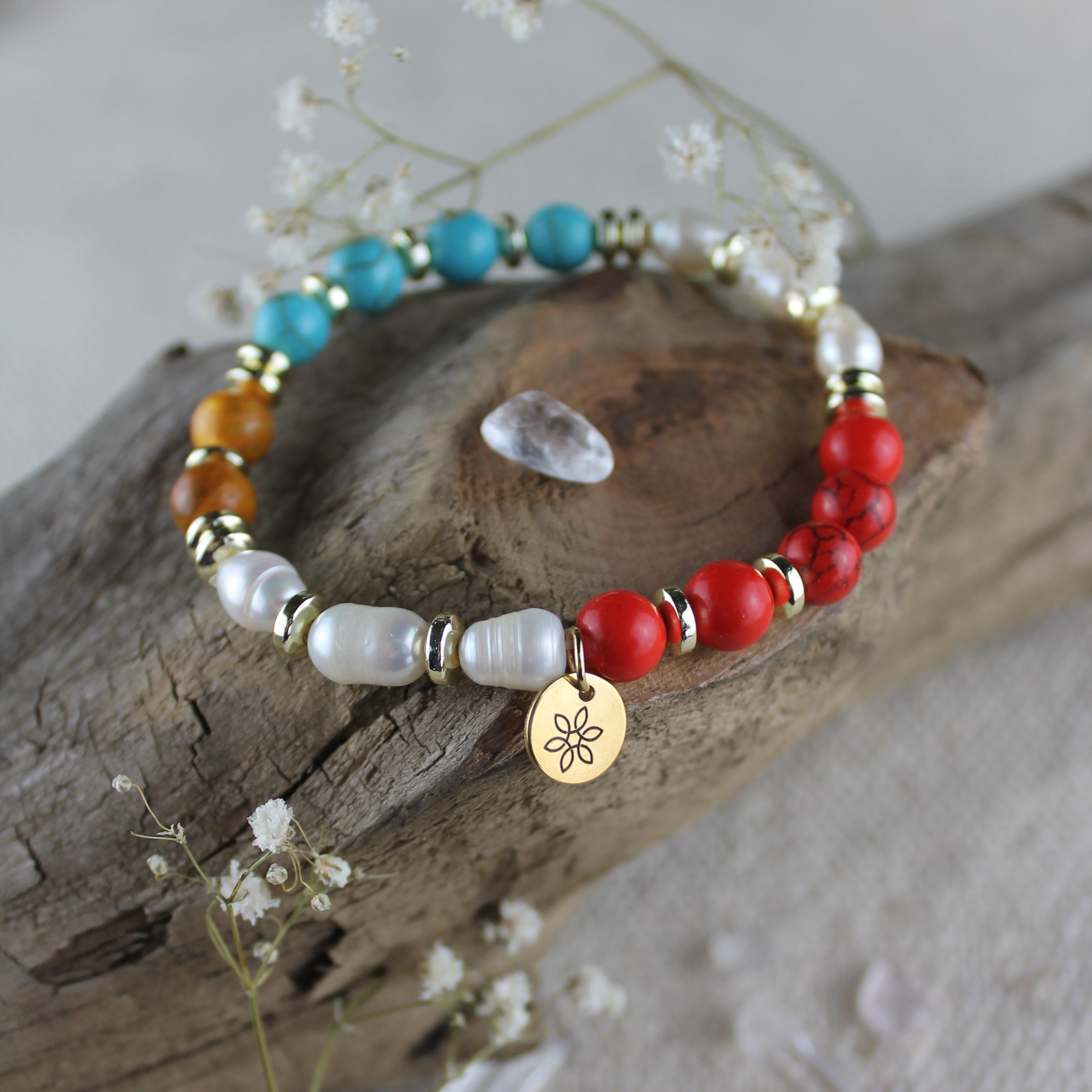 Türkis mit Süßwasserperlen Edelsteinarmband goldfarben