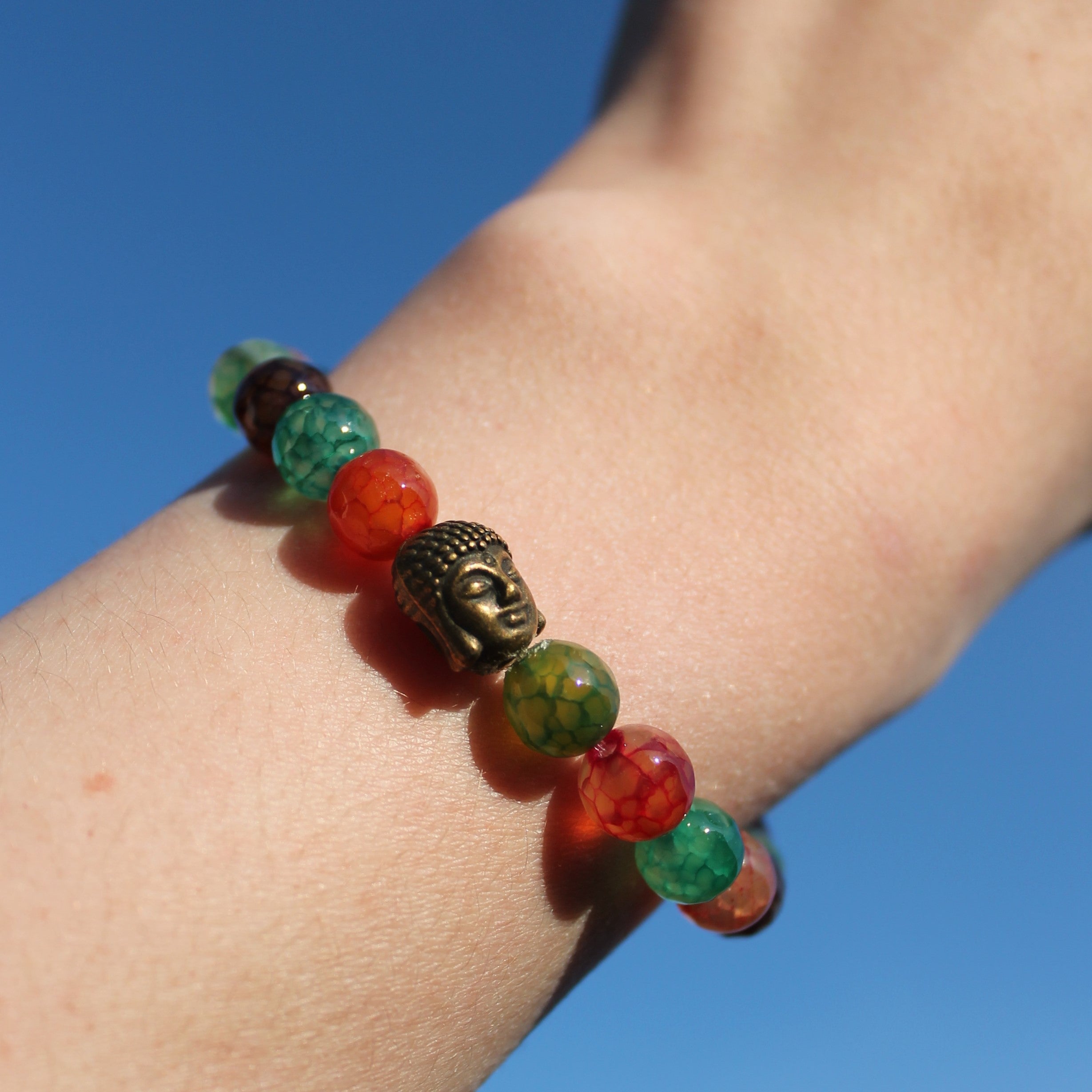 Perlenarmband bunt mit Buddha goldfarben