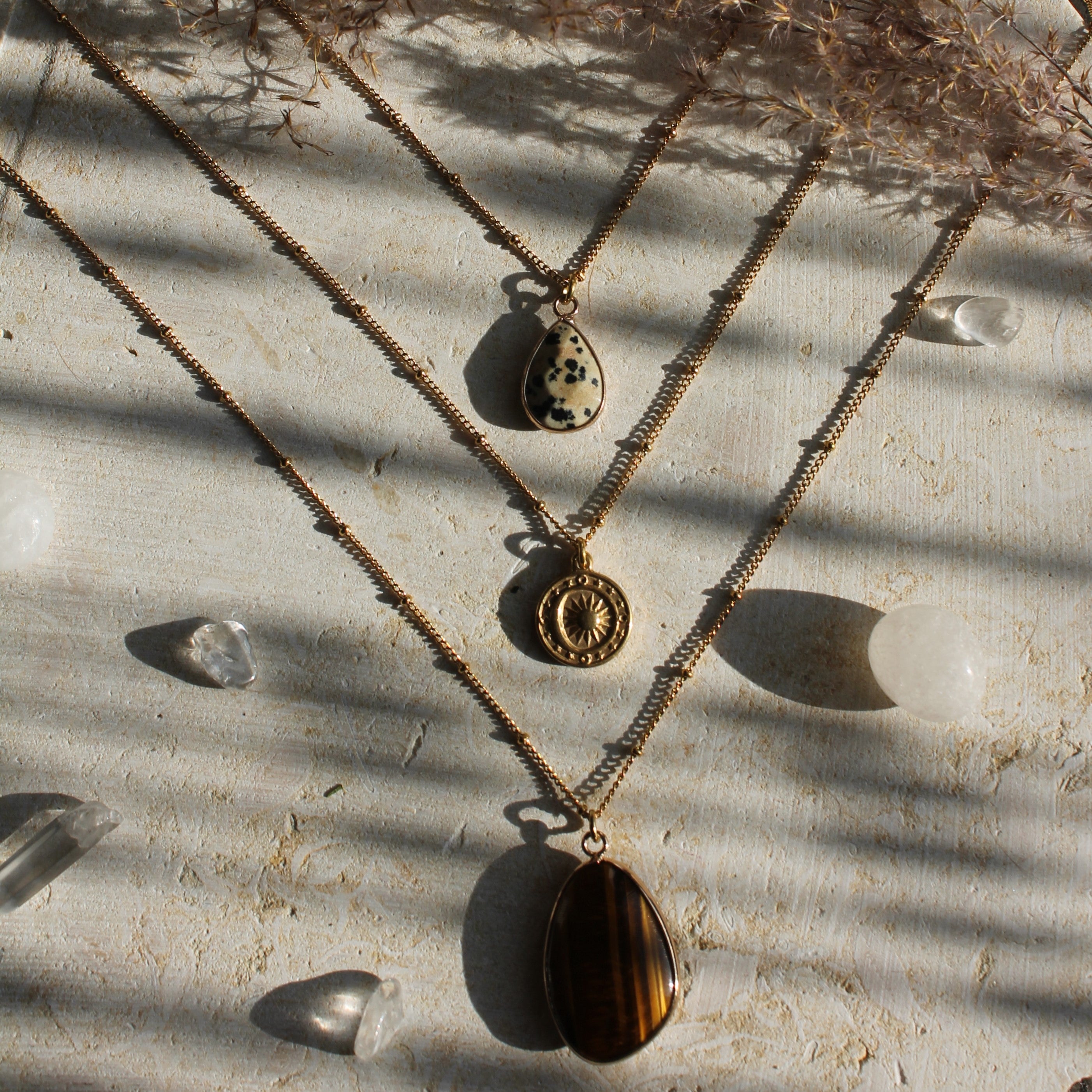 Tigerauge groß Edelsteinanhänger Kette goldfarben