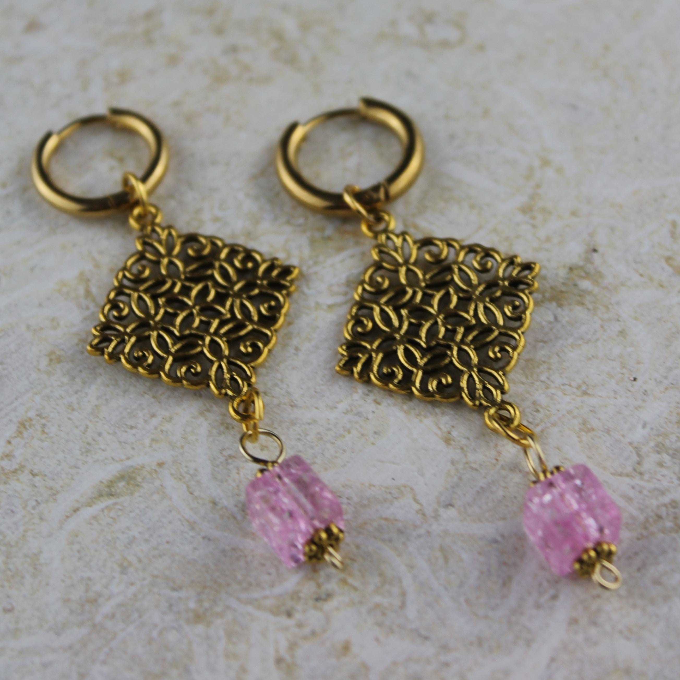 FLORA Ohrringe hellrosa goldfarben