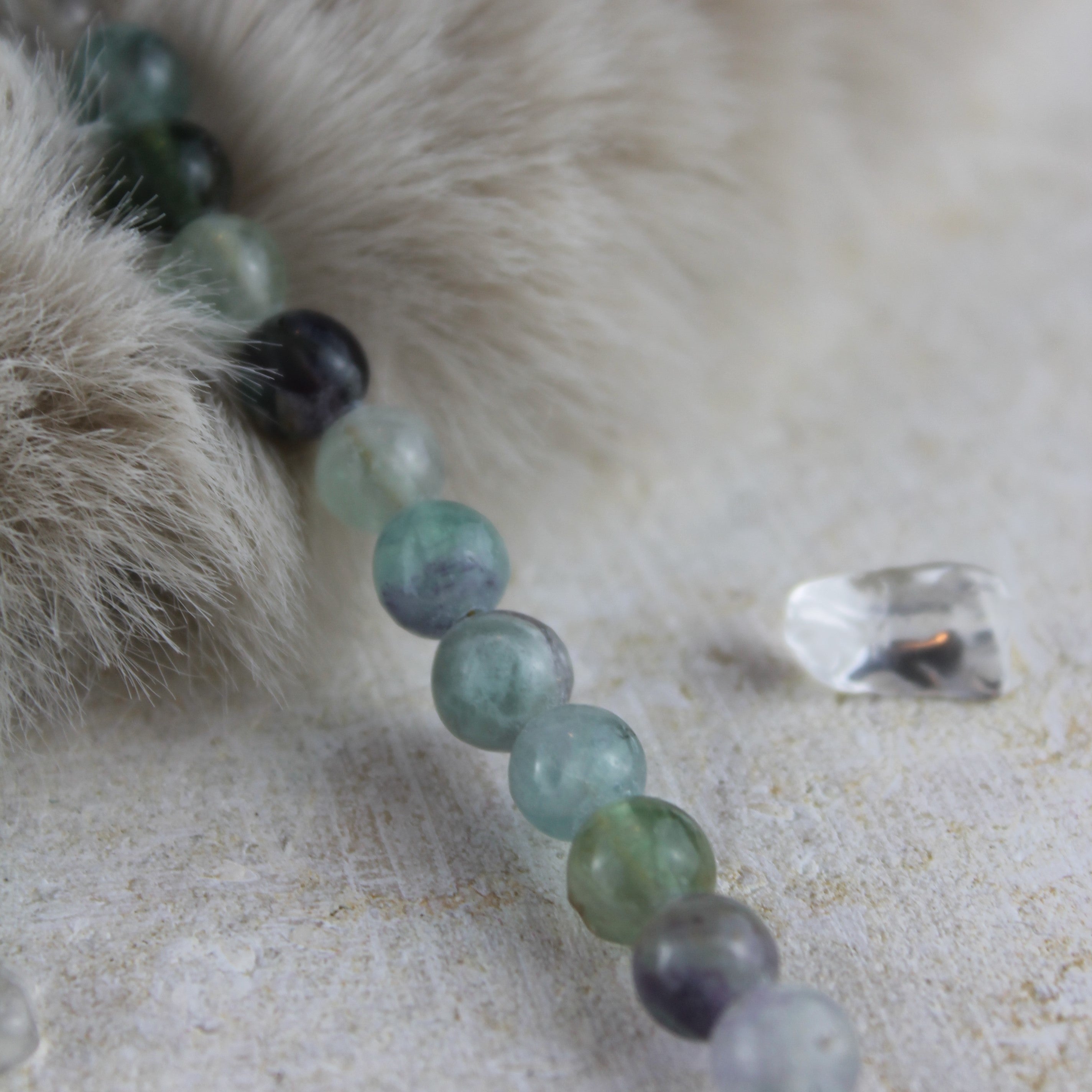 Fluorit Edelstein Choker Kette goldfarben