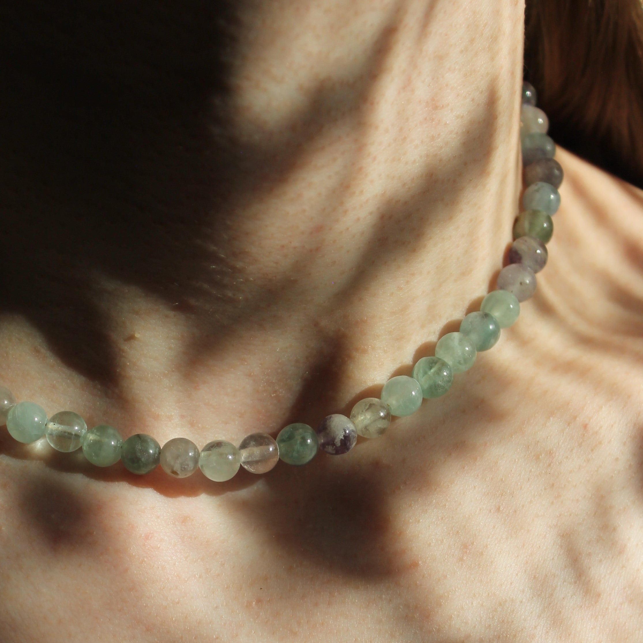 Fluorit Edelstein Choker Kette goldfarben