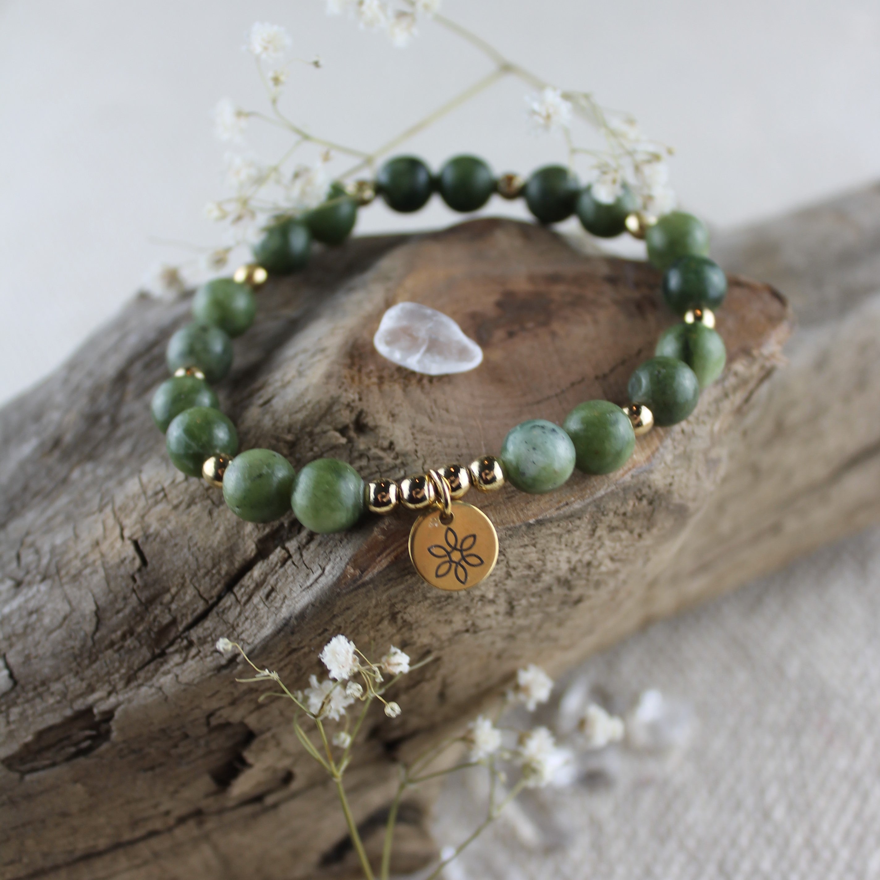 Grüner Jade Edelsteinarmband mit Hämatit goldfarben