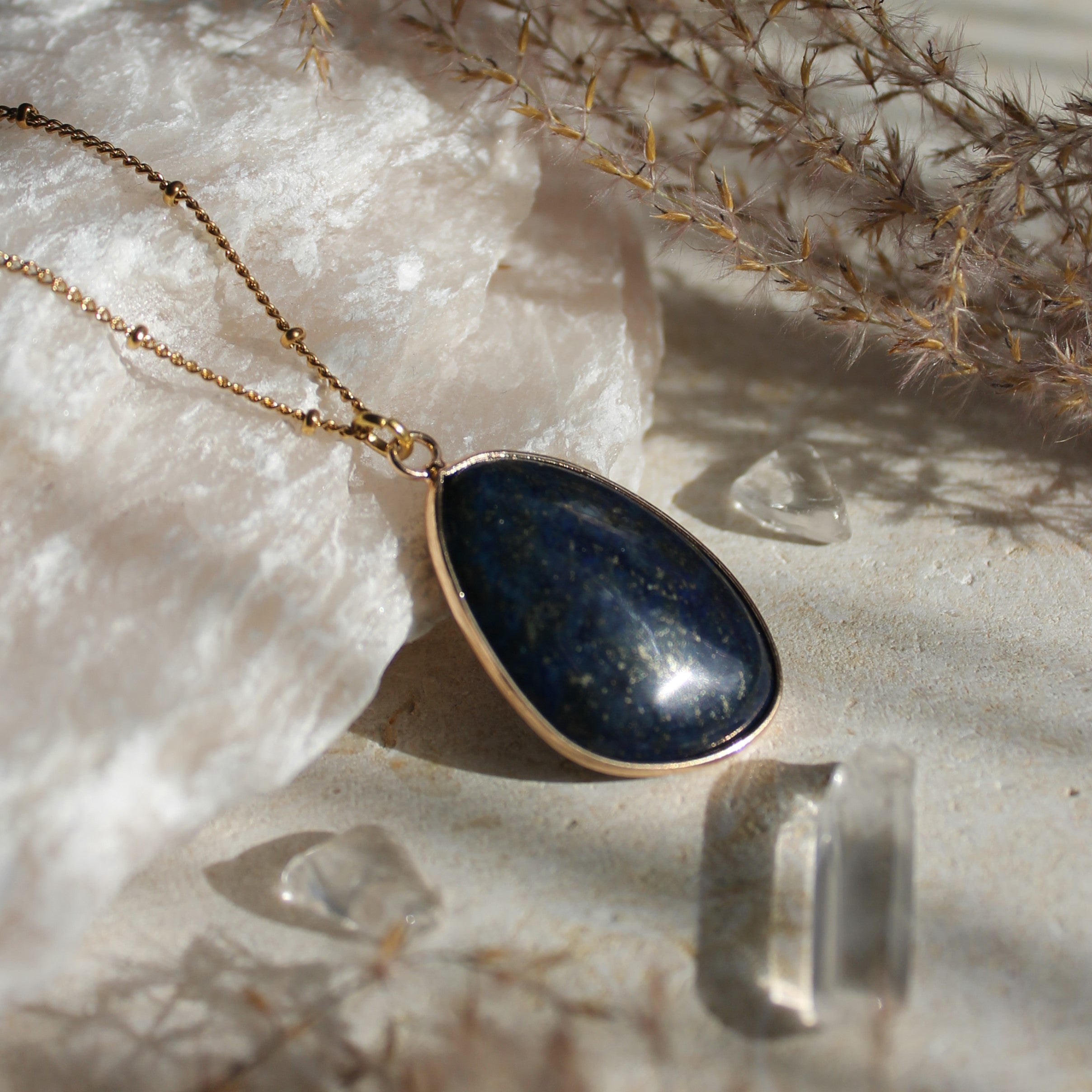 Lapislazuli groß Edelsteinanhänger Kette goldfarben