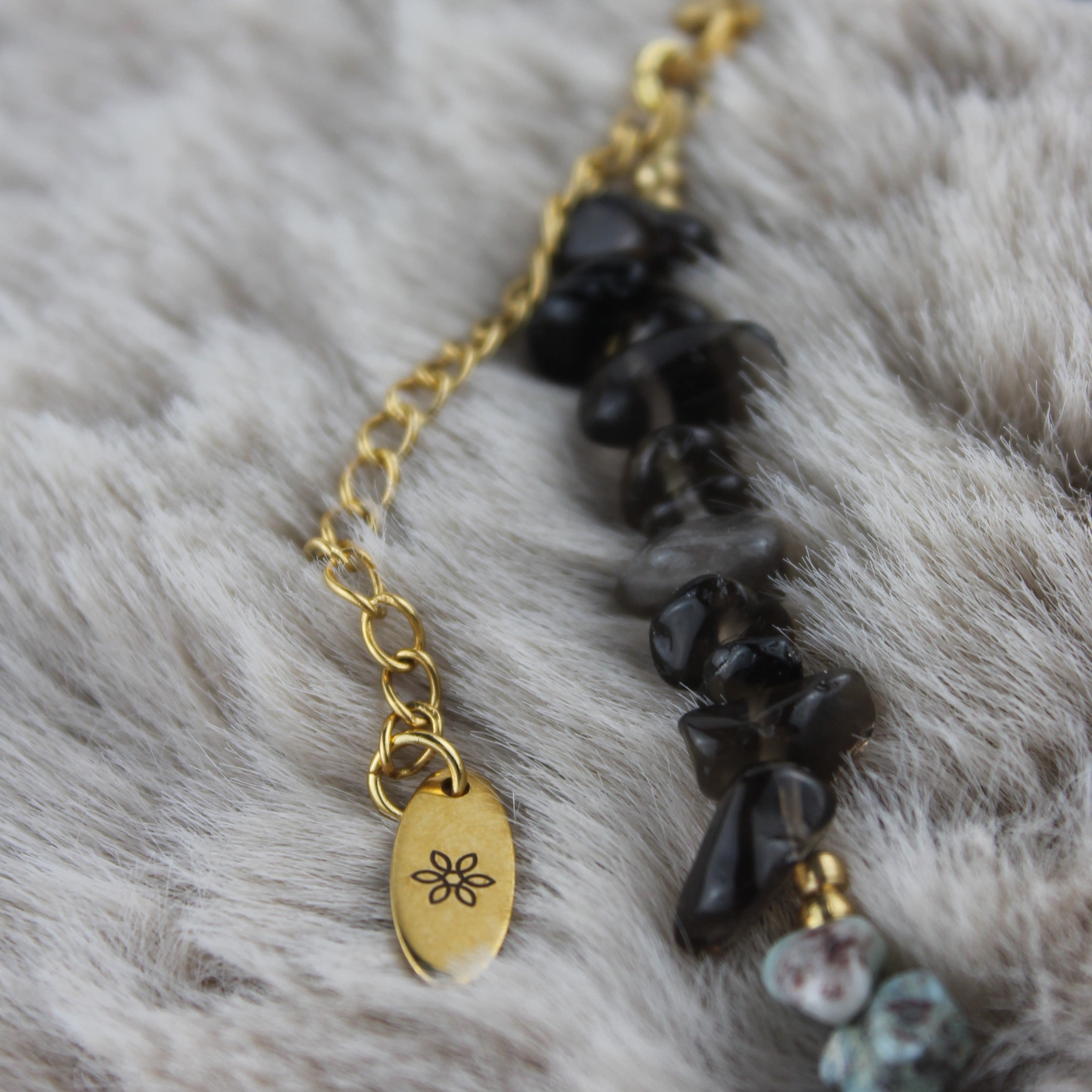 Larimar Rauchquarz mit Perlen Choker Kette goldfarben
