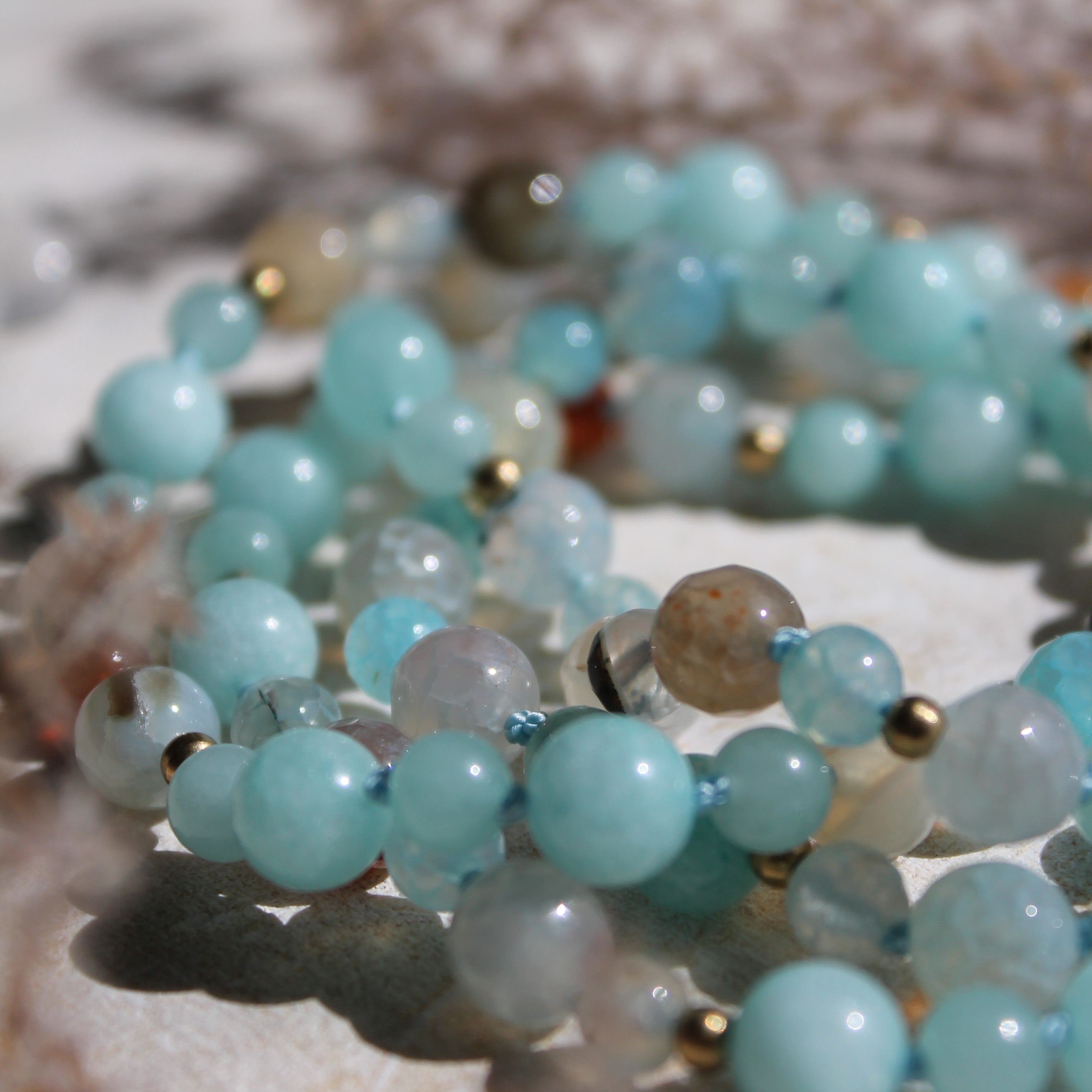 Achat, Jade Mala goldfarben