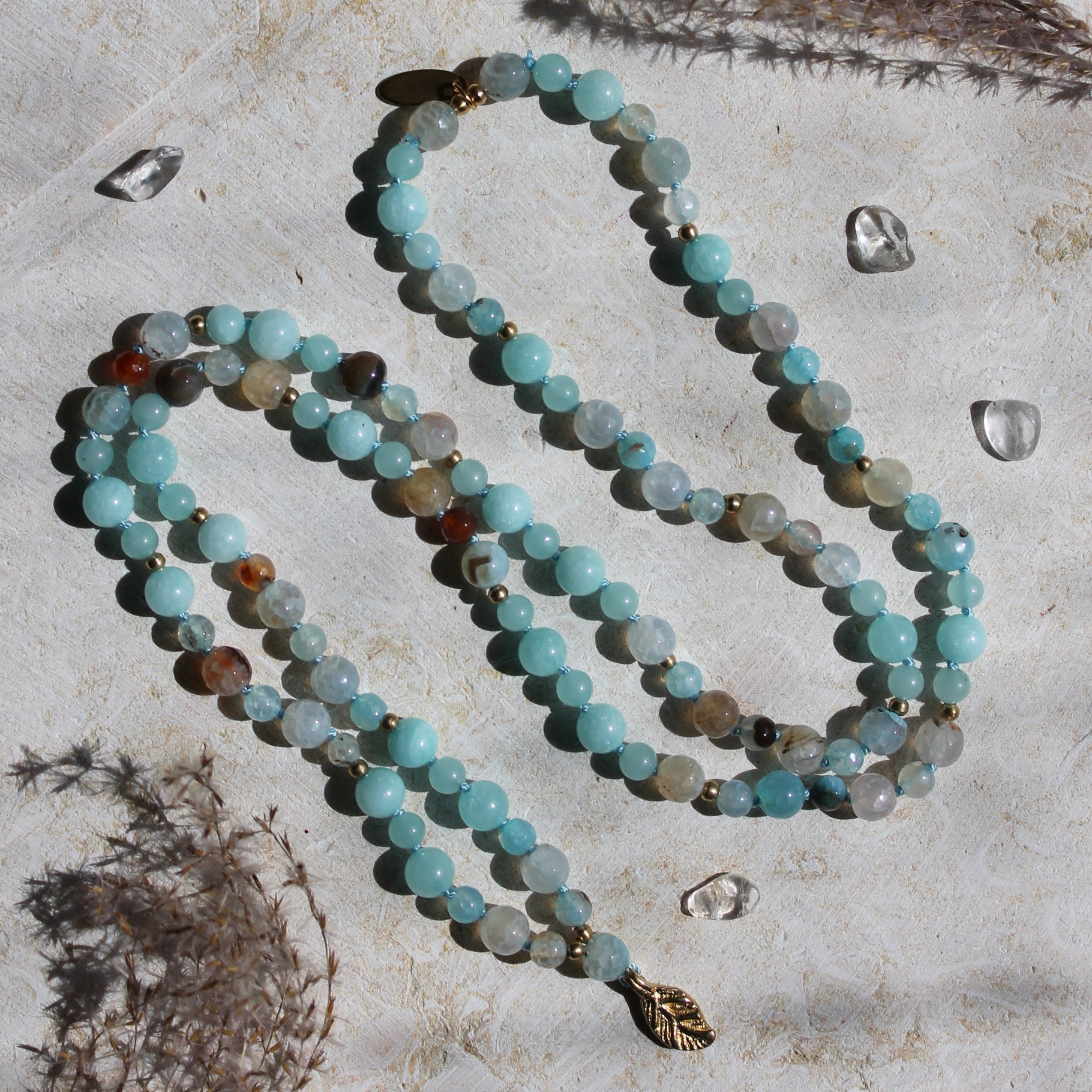 Achat, Jade Mala goldfarben