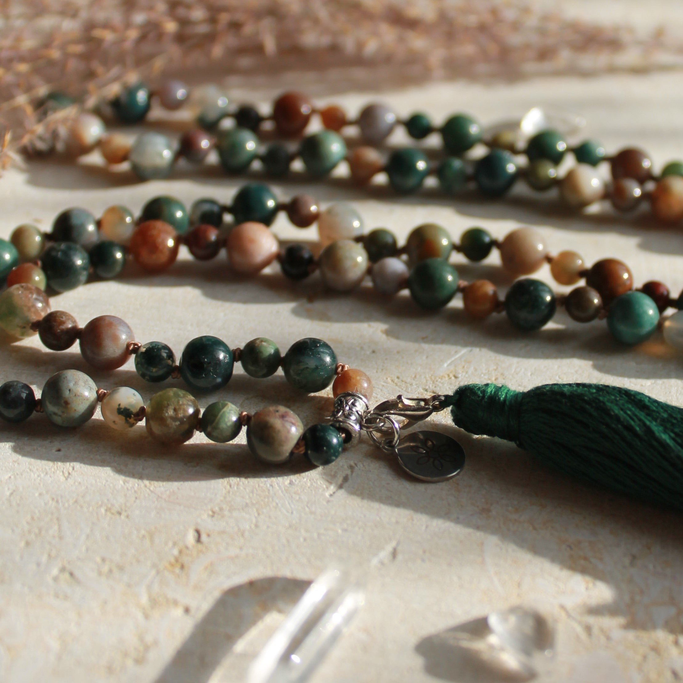 Moosachat Mala silberfarben