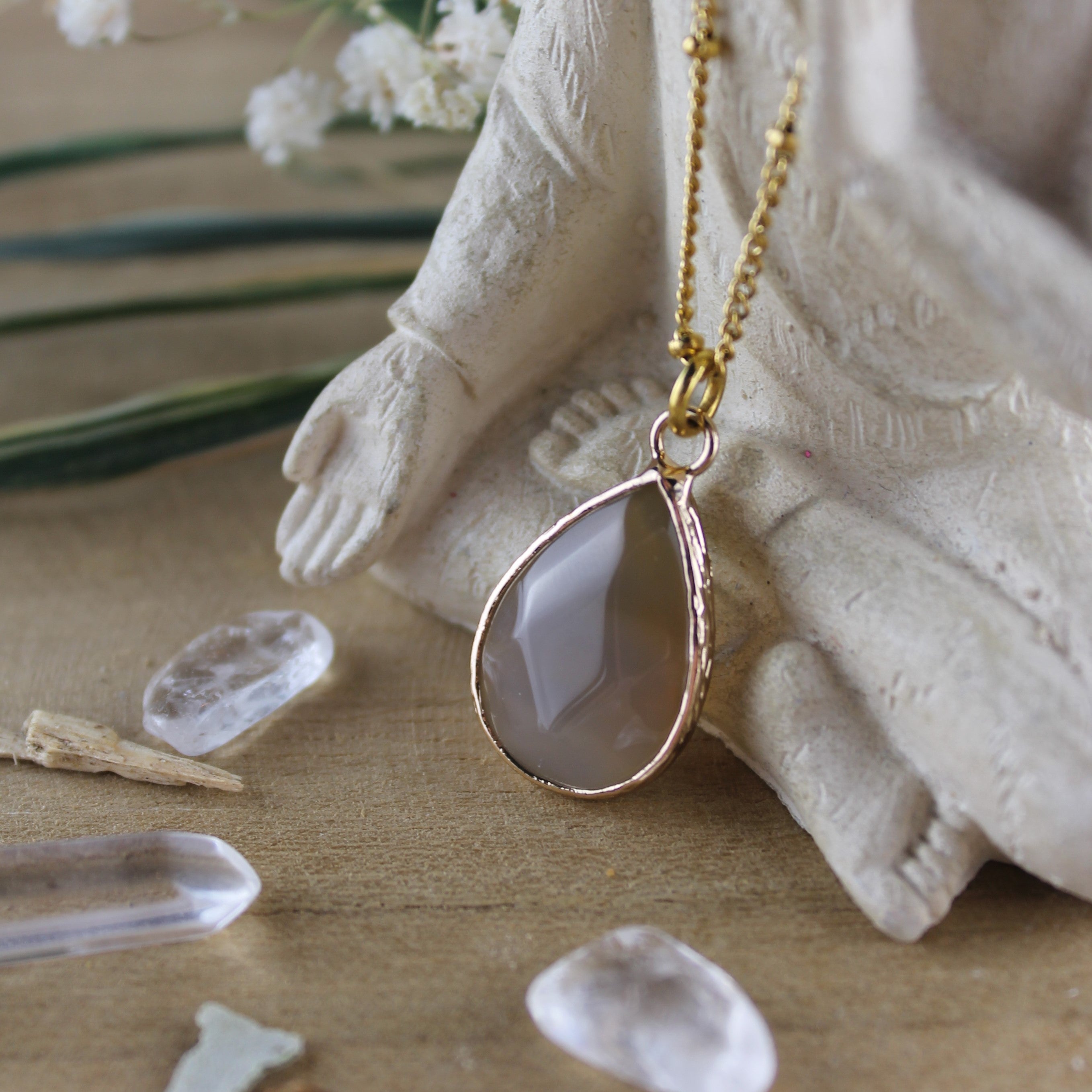 Rauchquarz Tropfen Edelsteinanhänger Kette goldfarben