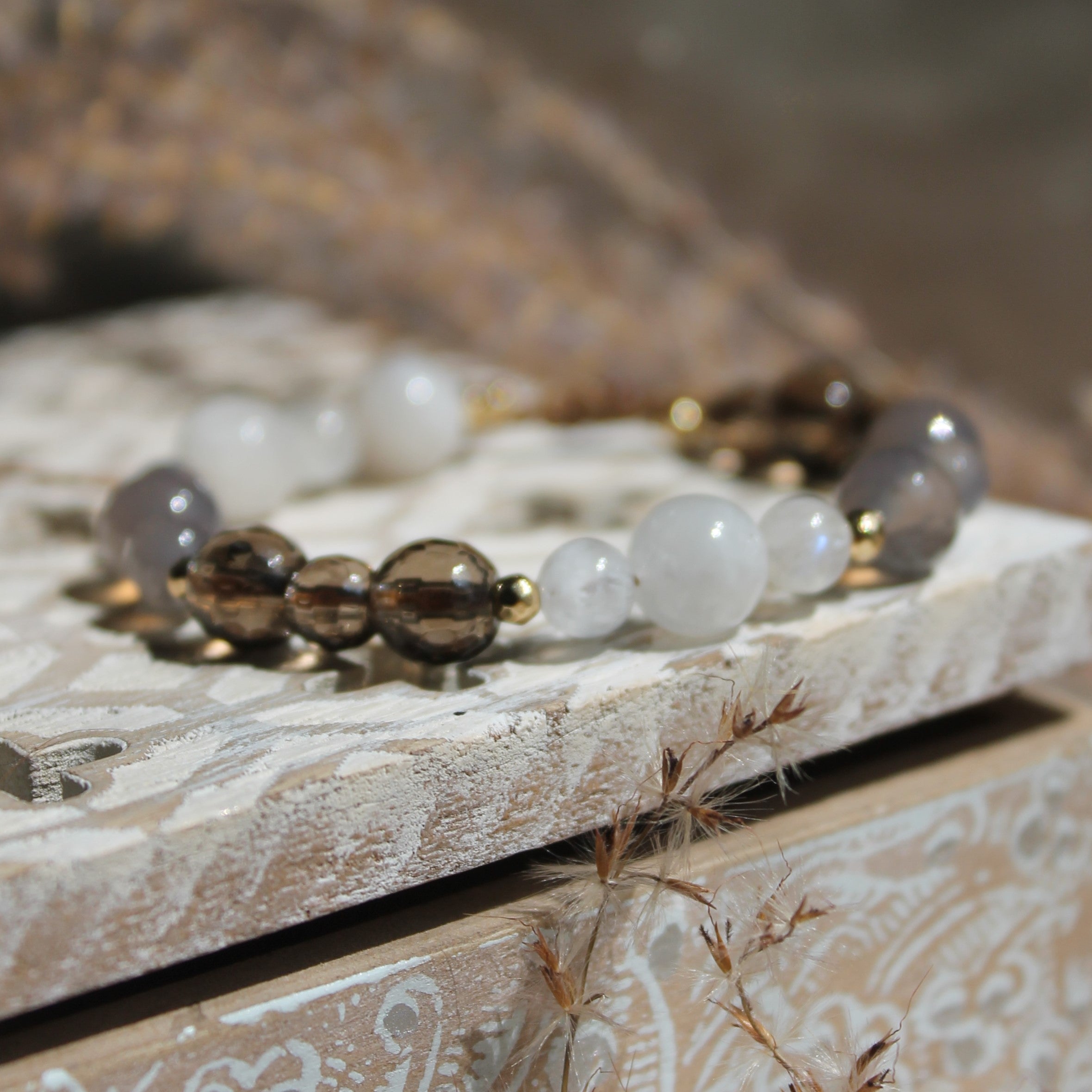 Achat, Rauchquarz, Mondstein Mala goldfarben