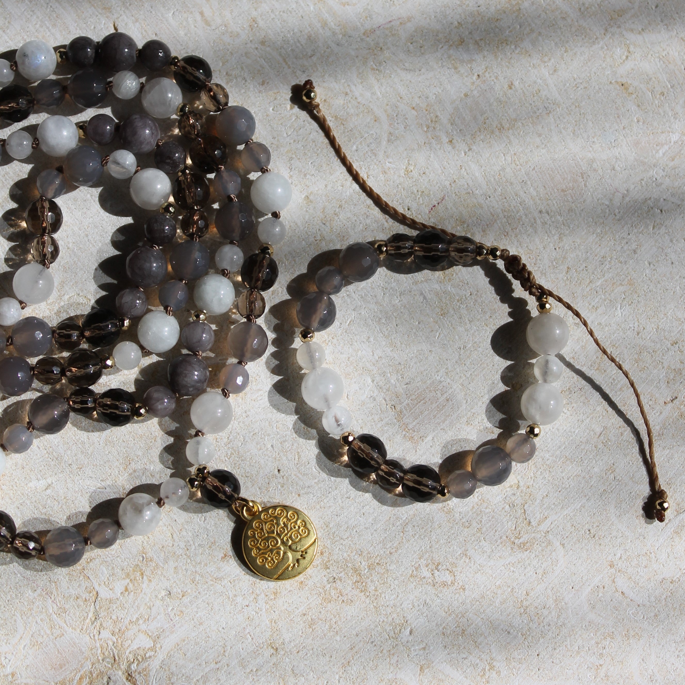 Achat, Rauchquarz, Mondstein Mala goldfarben