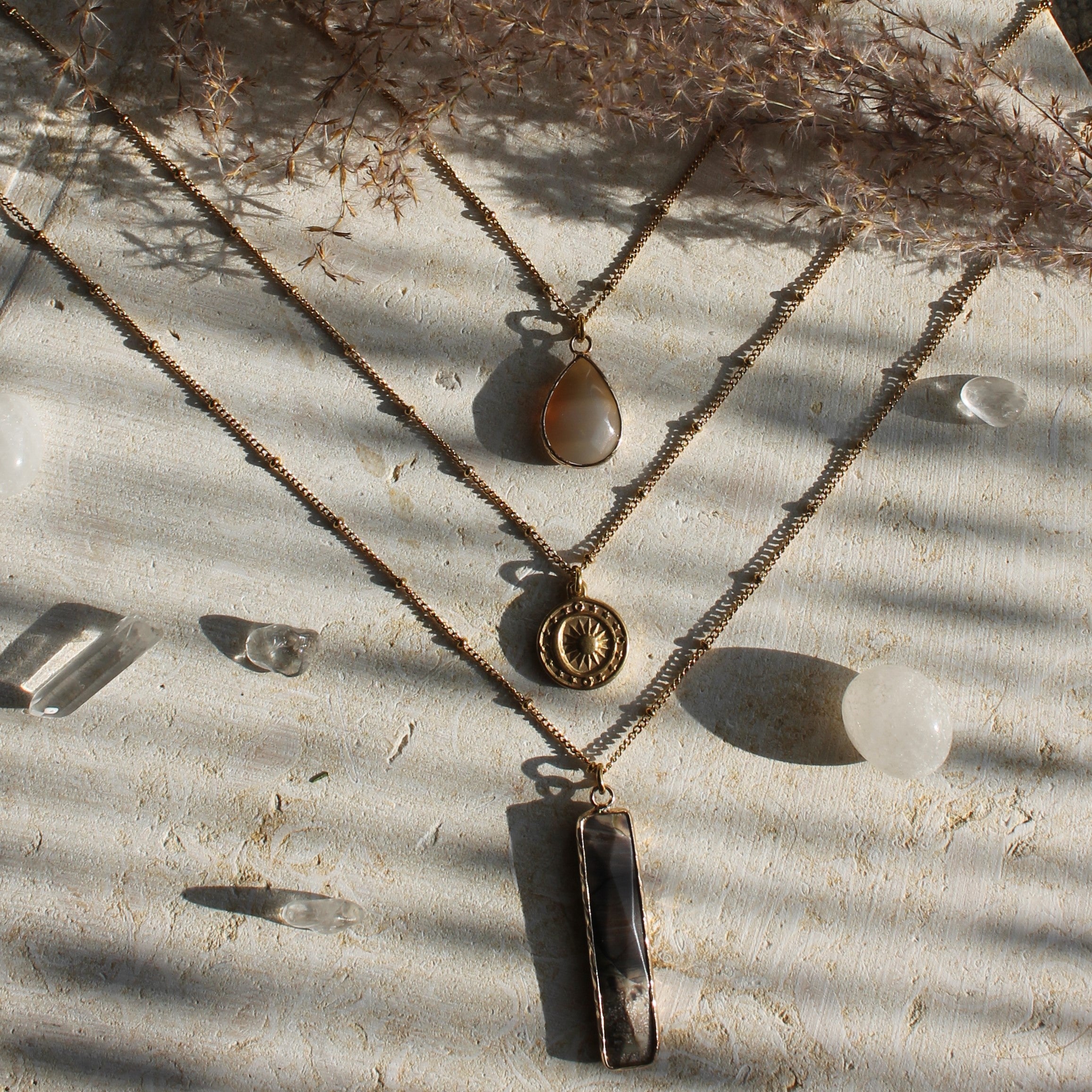 Ozean Jaspis Stab Edelsteinanhänger Kette goldfarben