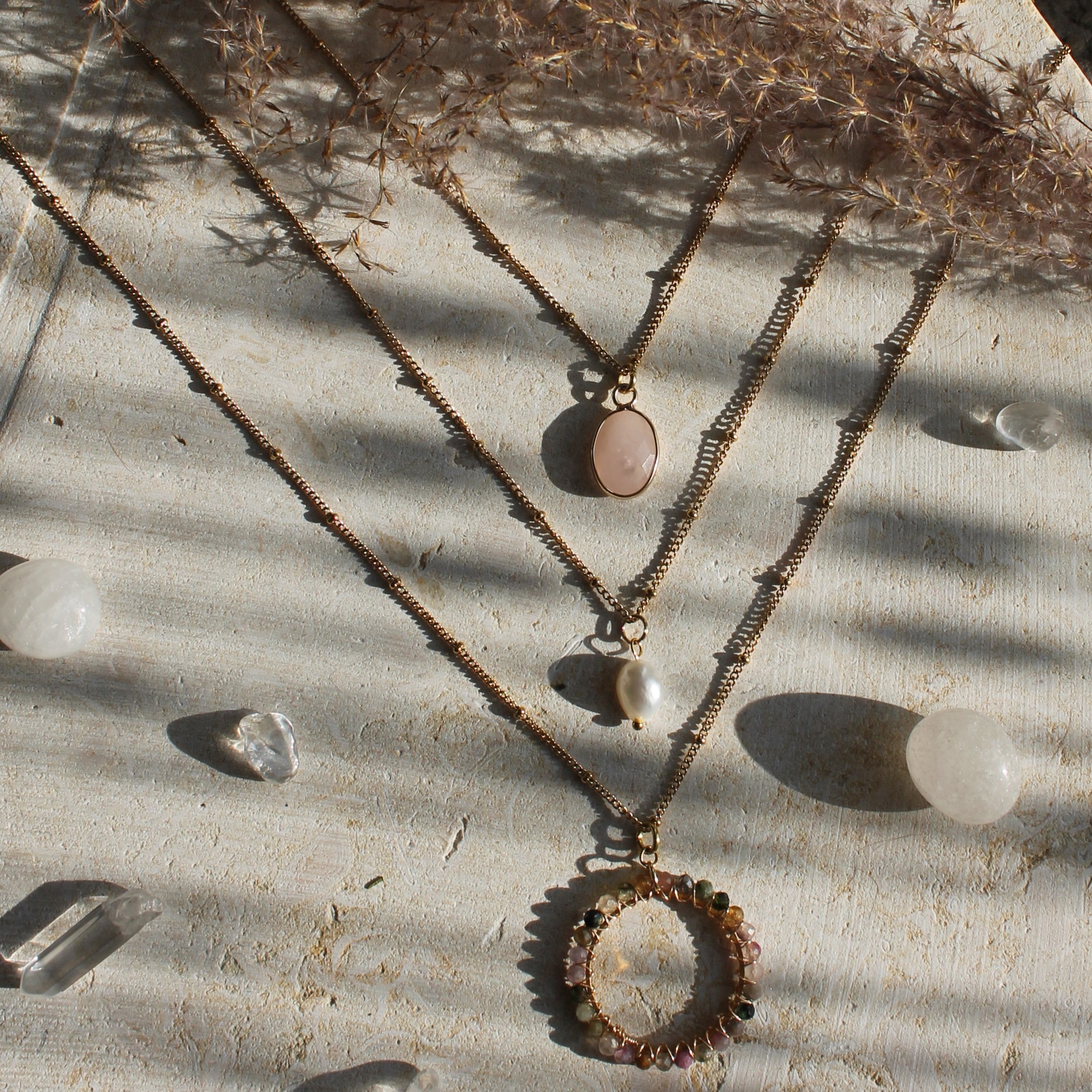 Turmalin Kreis Edelsteinanhänger Kette goldfarben