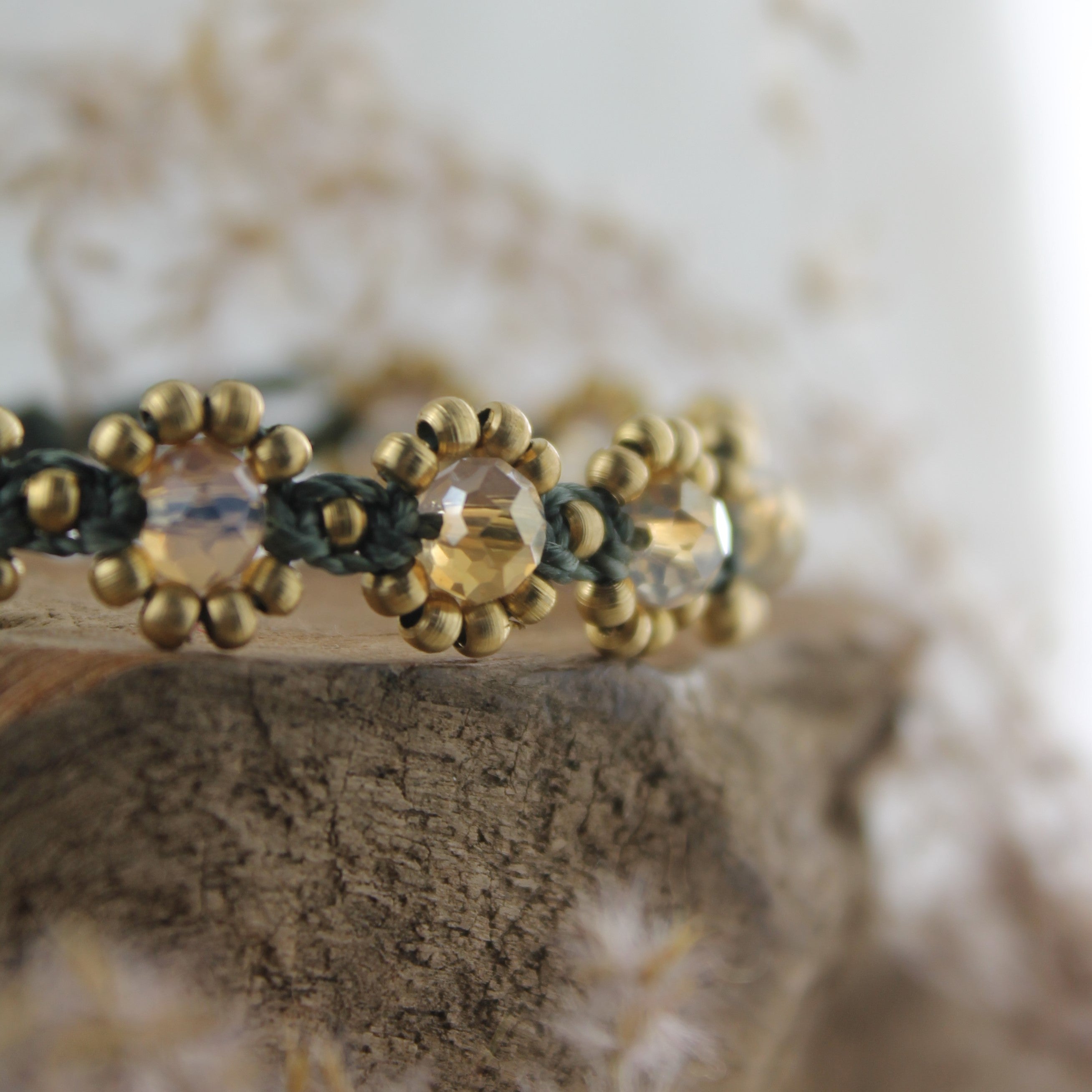 SONA OLIV Armband Makramee goldfarben