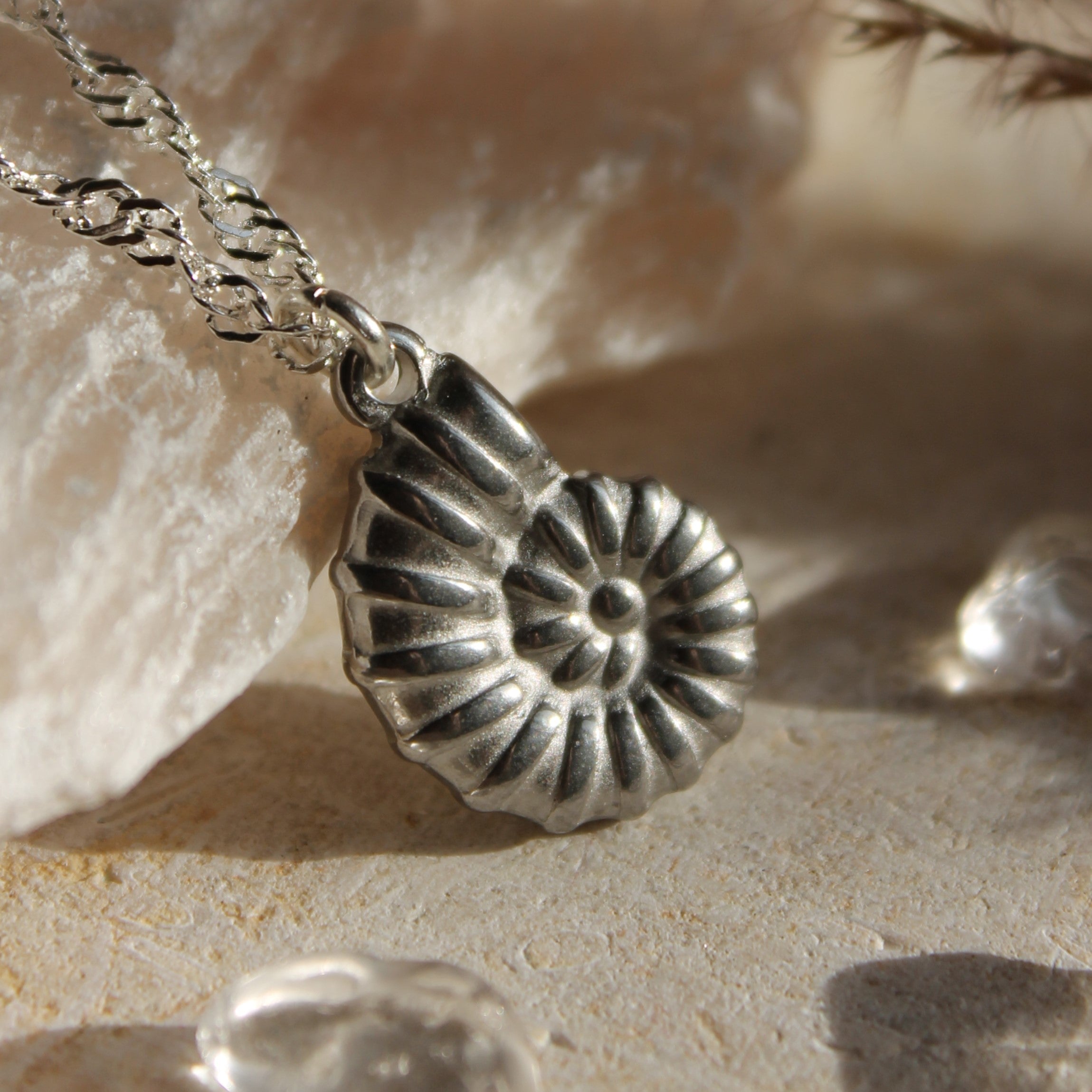 Schnecken Anhänger Kette gold- oder silberfarben