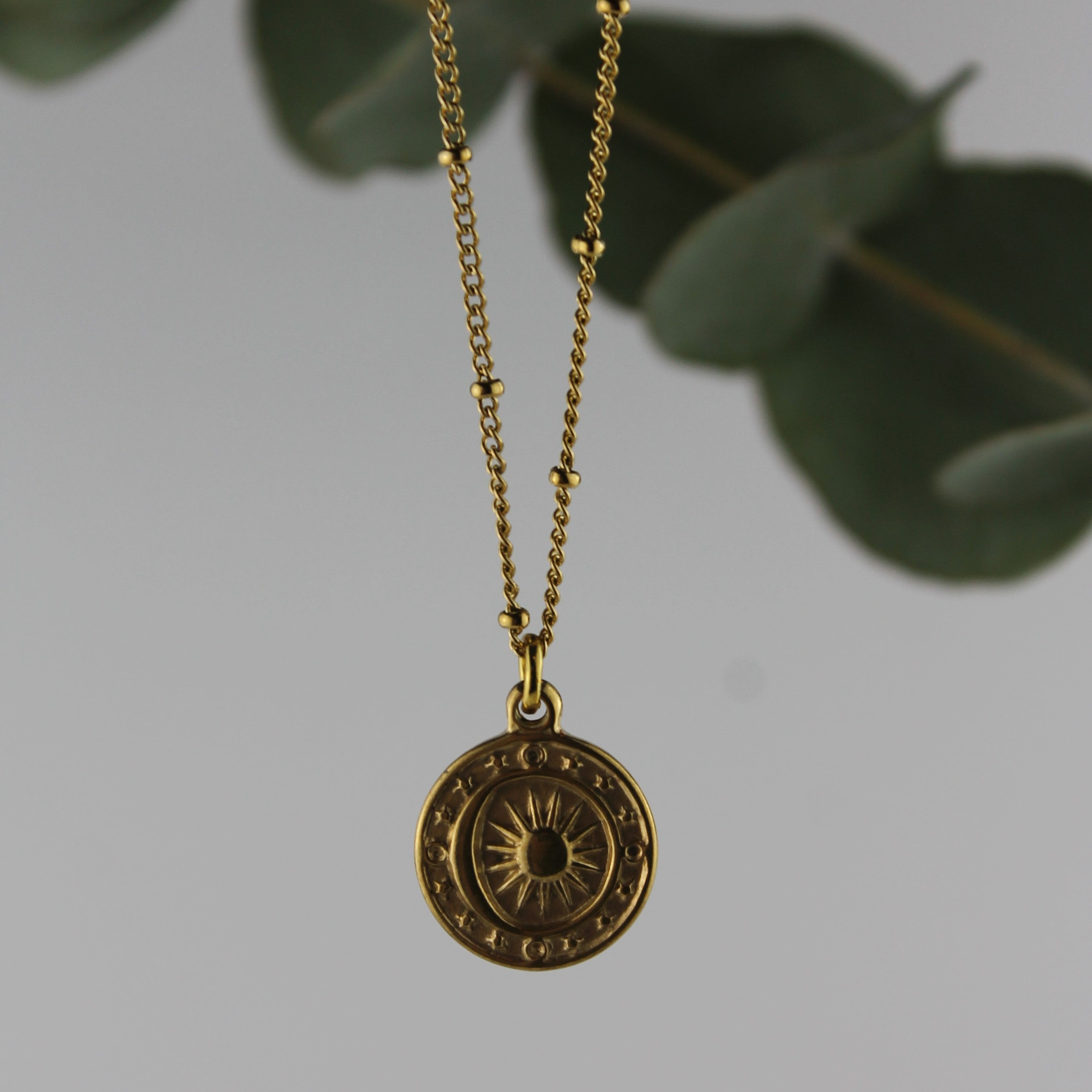 Sonne Mond Anhänger Kette goldfarben