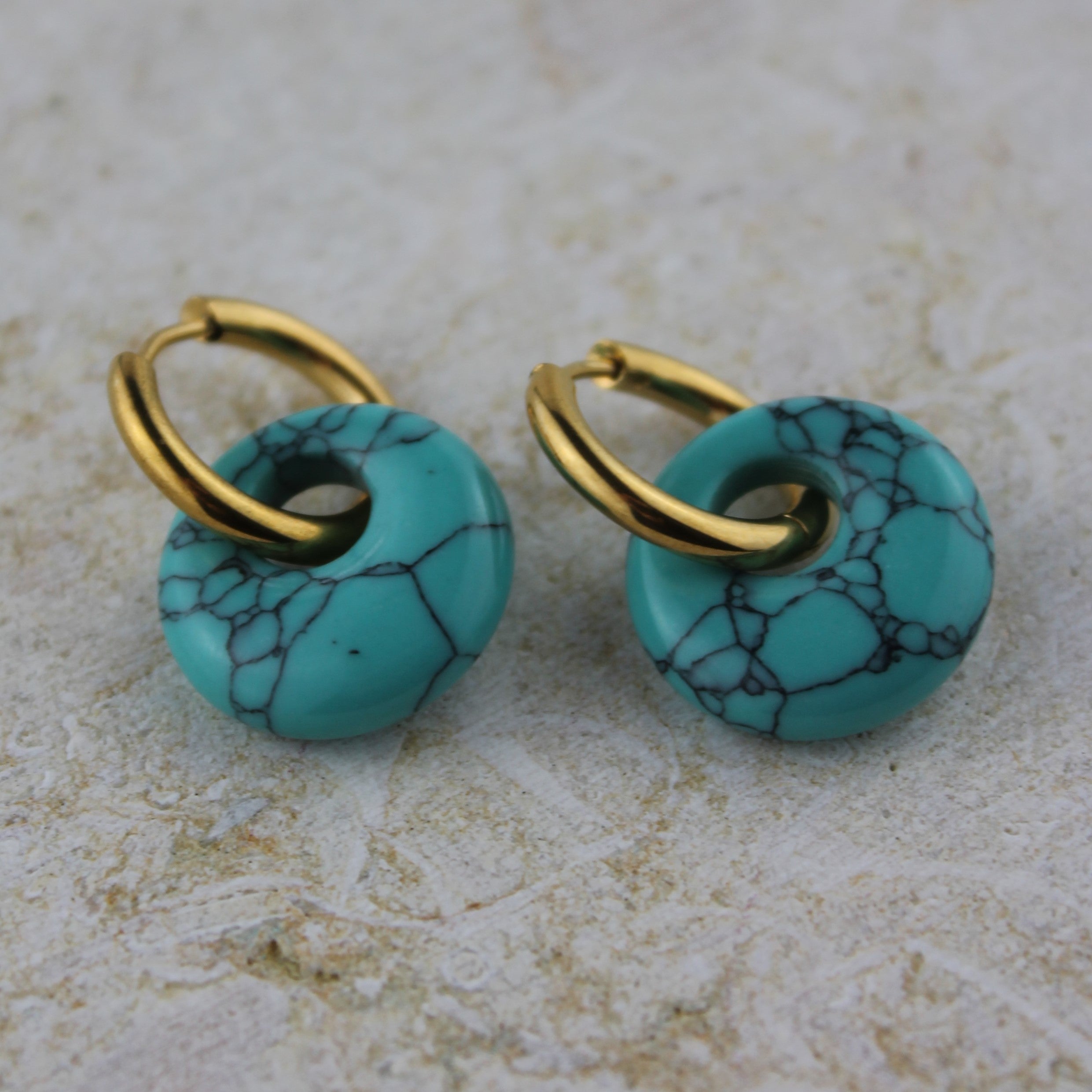 Türkis Edelsteinohrringe Scheibe goldfarben