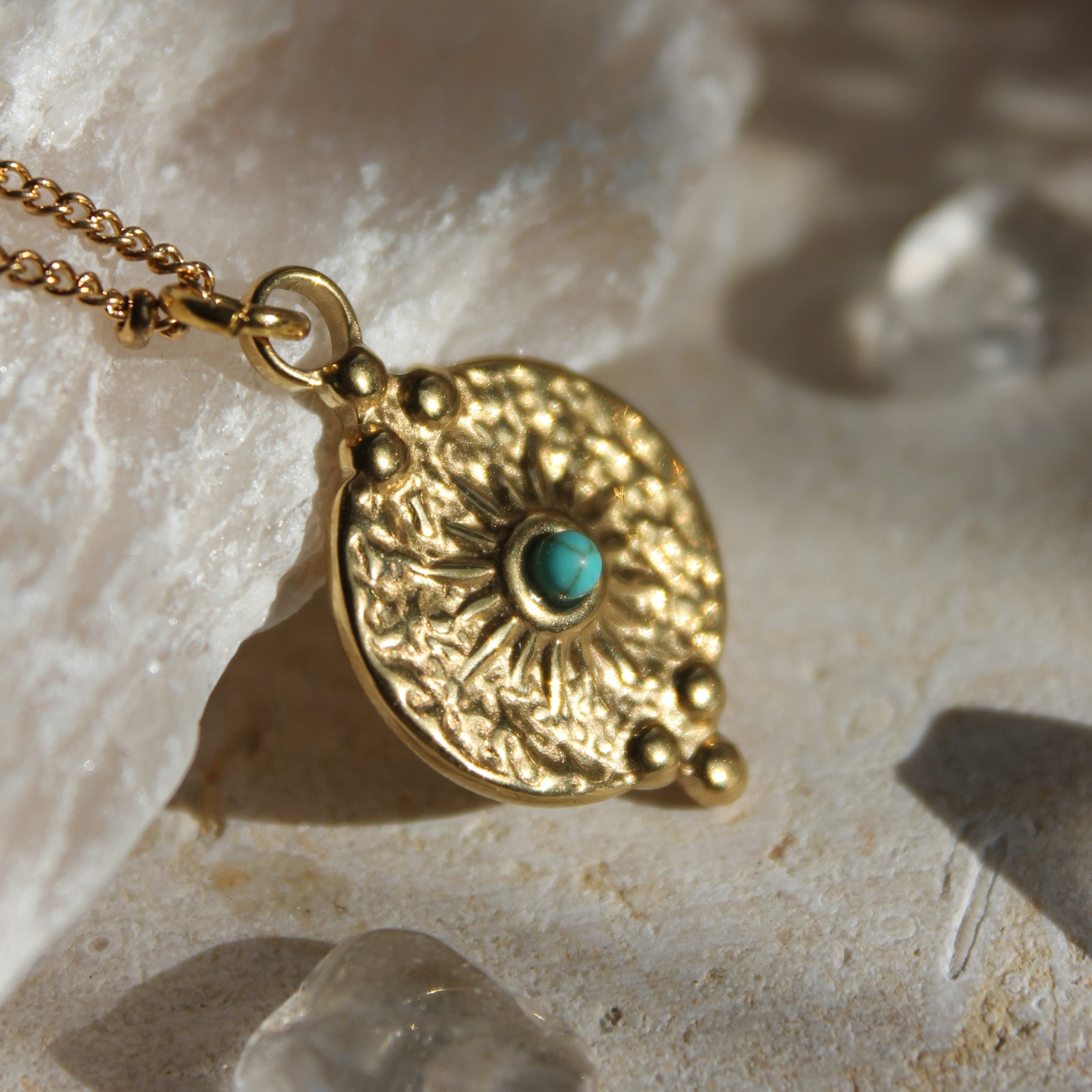 Türkis Edelsteinanhänger Boho Kette goldfarben
