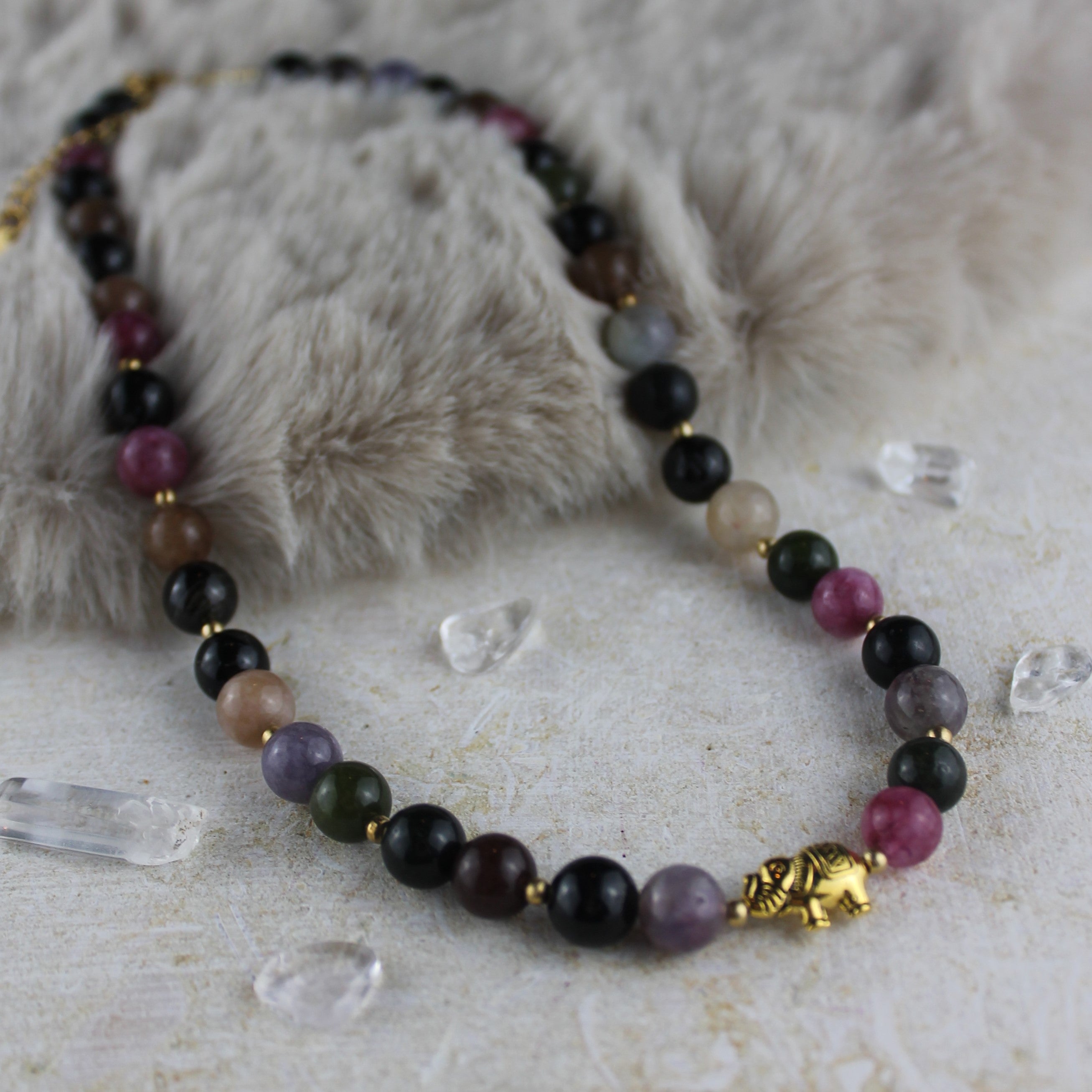 Turmalin Edelsteinkette mit Elefant goldfarben