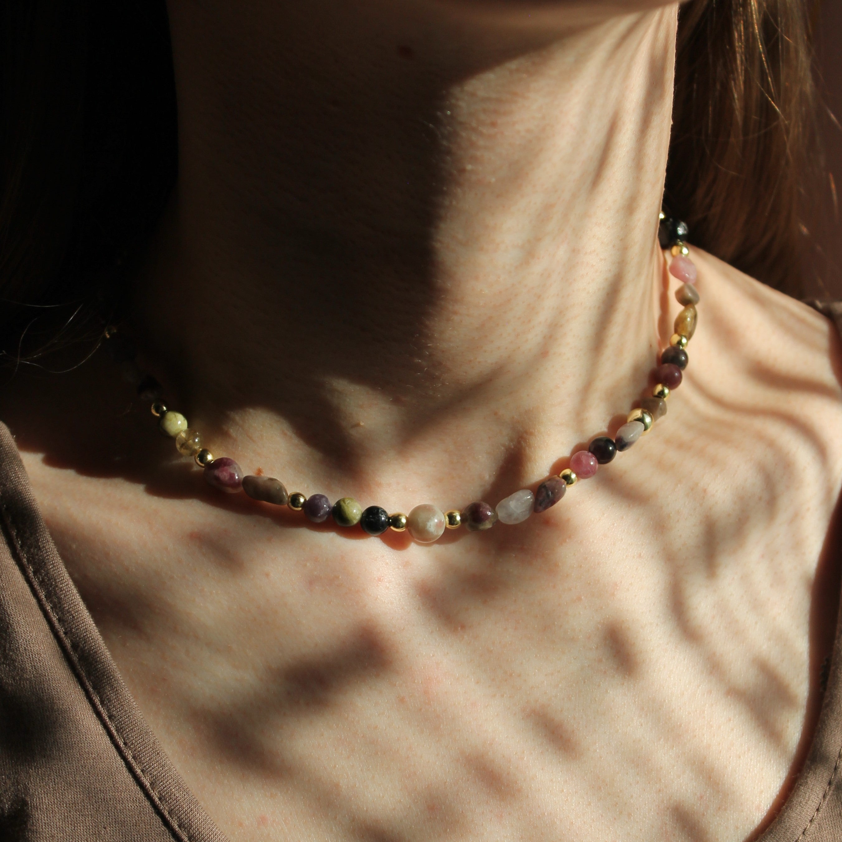 Turmalin oval Choker Kette Hämatit goldfarben