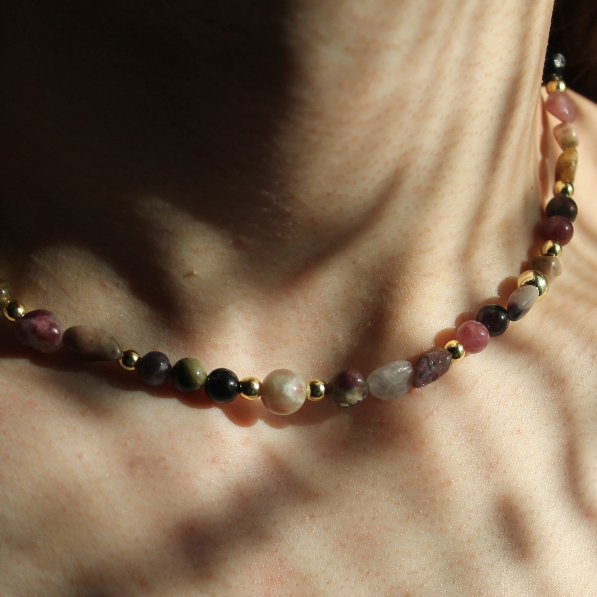 Turmalin oval Choker Kette Hämatit goldfarben