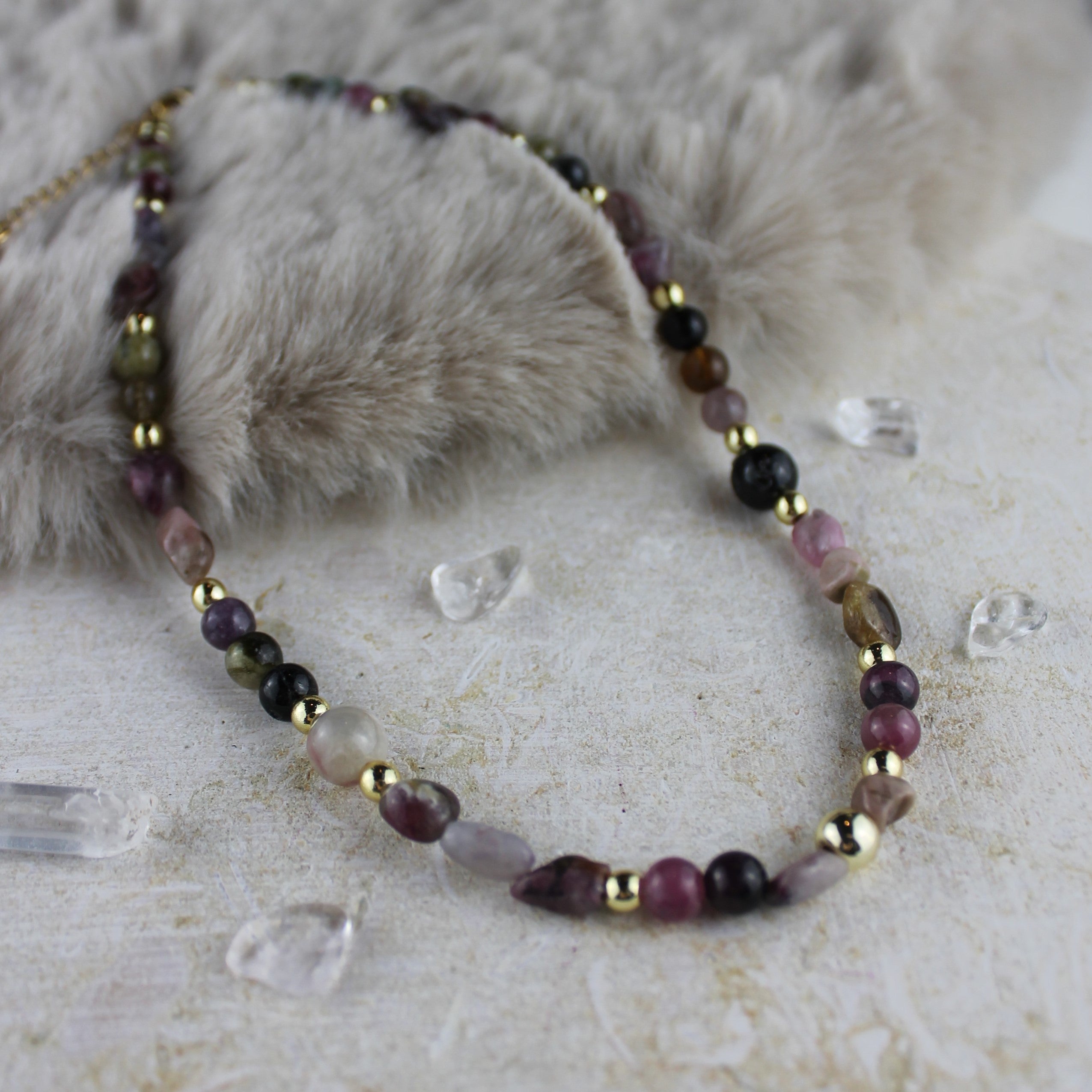 Turmalin oval Choker Kette Hämatit goldfarben