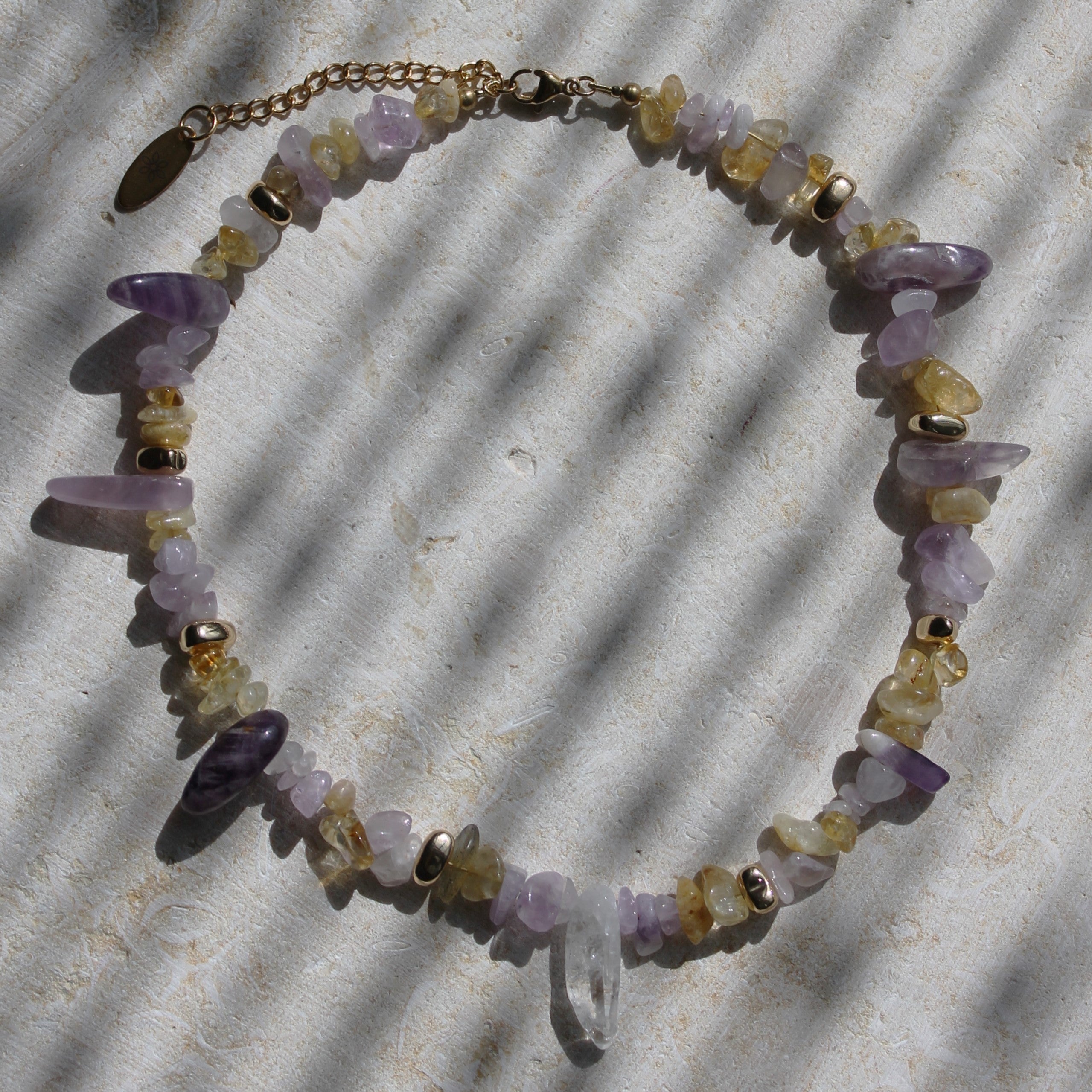 Amethyst Citrin Splitter Choker Kette mit Bergkristallspitze Hämatit goldfarben