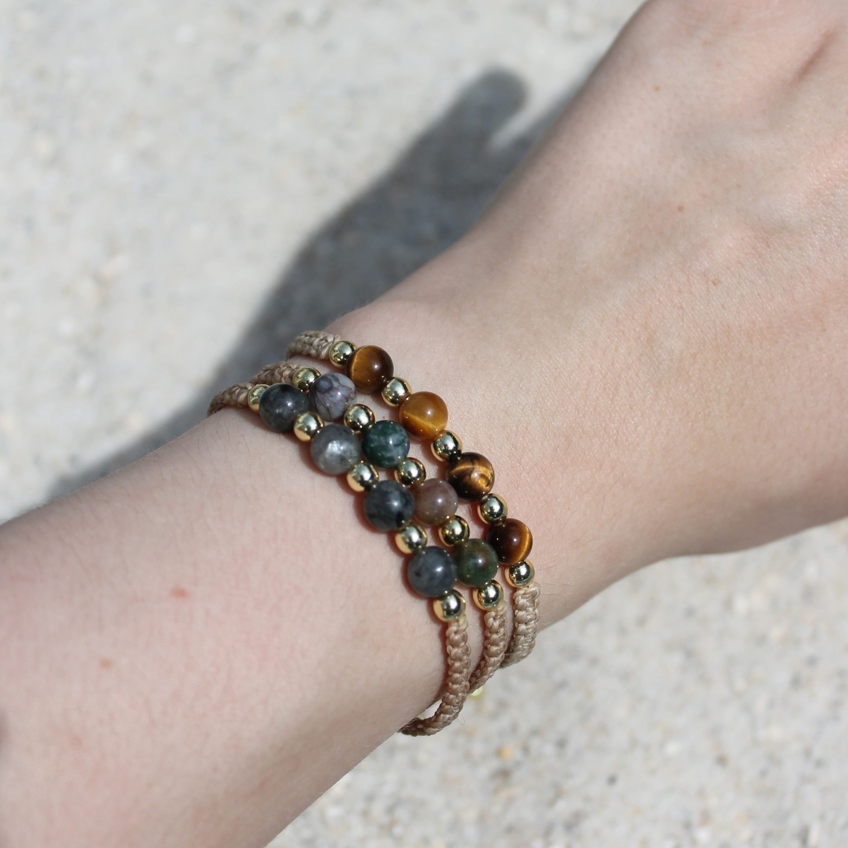 MEDEA Labradorit dark Edelsteinarmband Makramee personalisiert gold- oder silberfarben