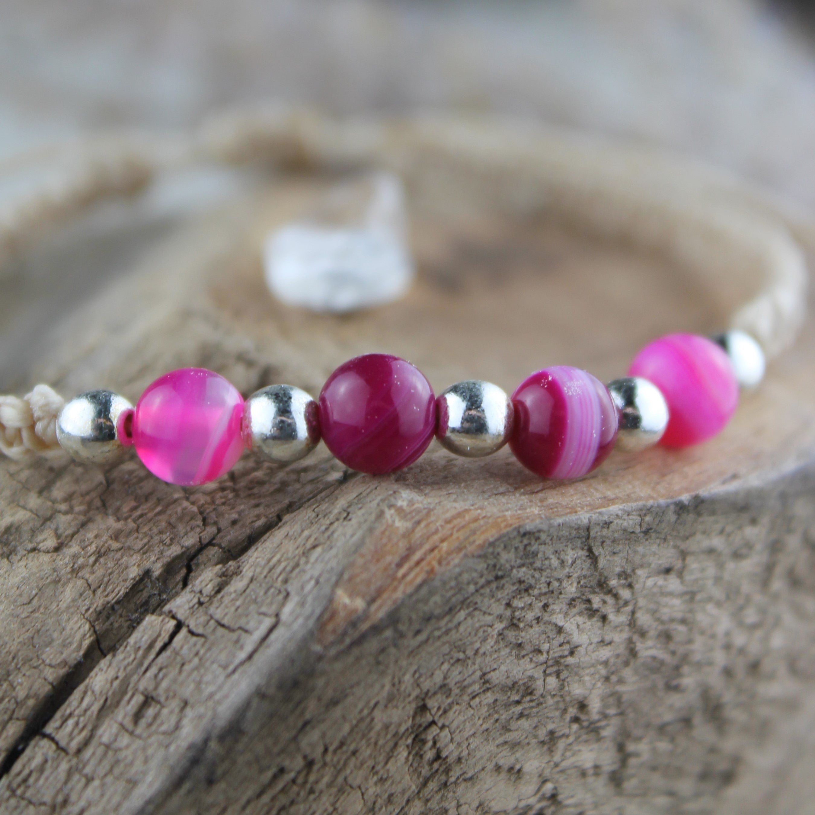 MEDEA Achat pink Edelsteinarmband Makramee personalisiert gold- oder silberfarben