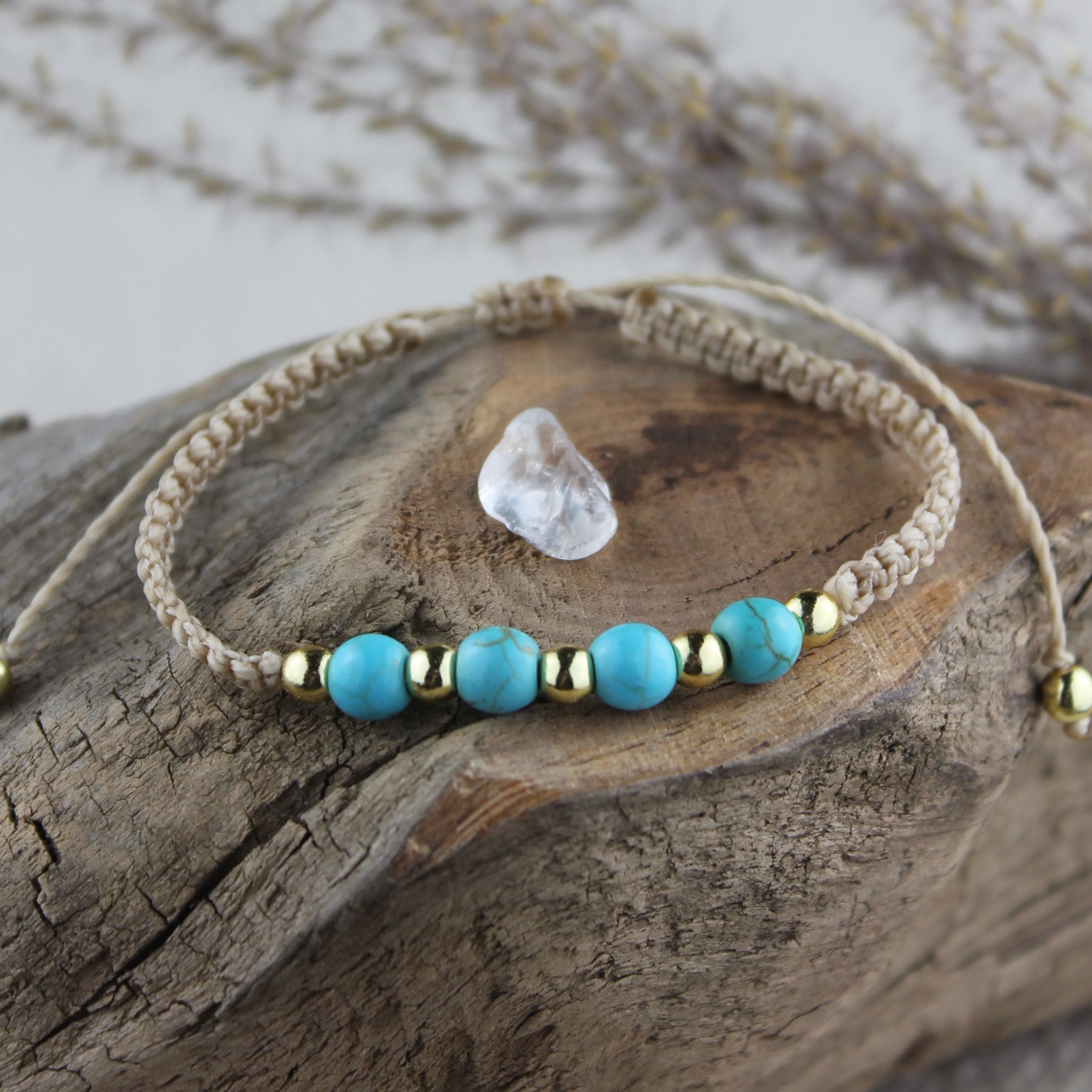 MEDEA Türkis Edelsteinarmband Makramee personalisiert gold- oder silberfarben