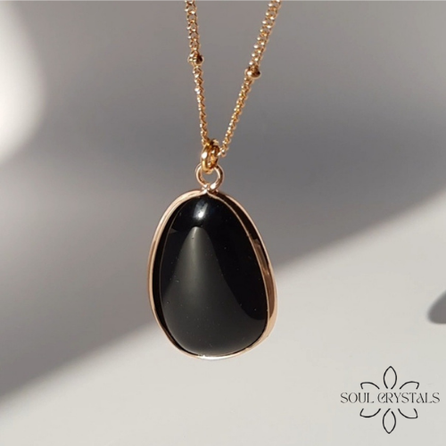Schwarzer Turmalin groß Edelsteinanhänger Kette goldfarben