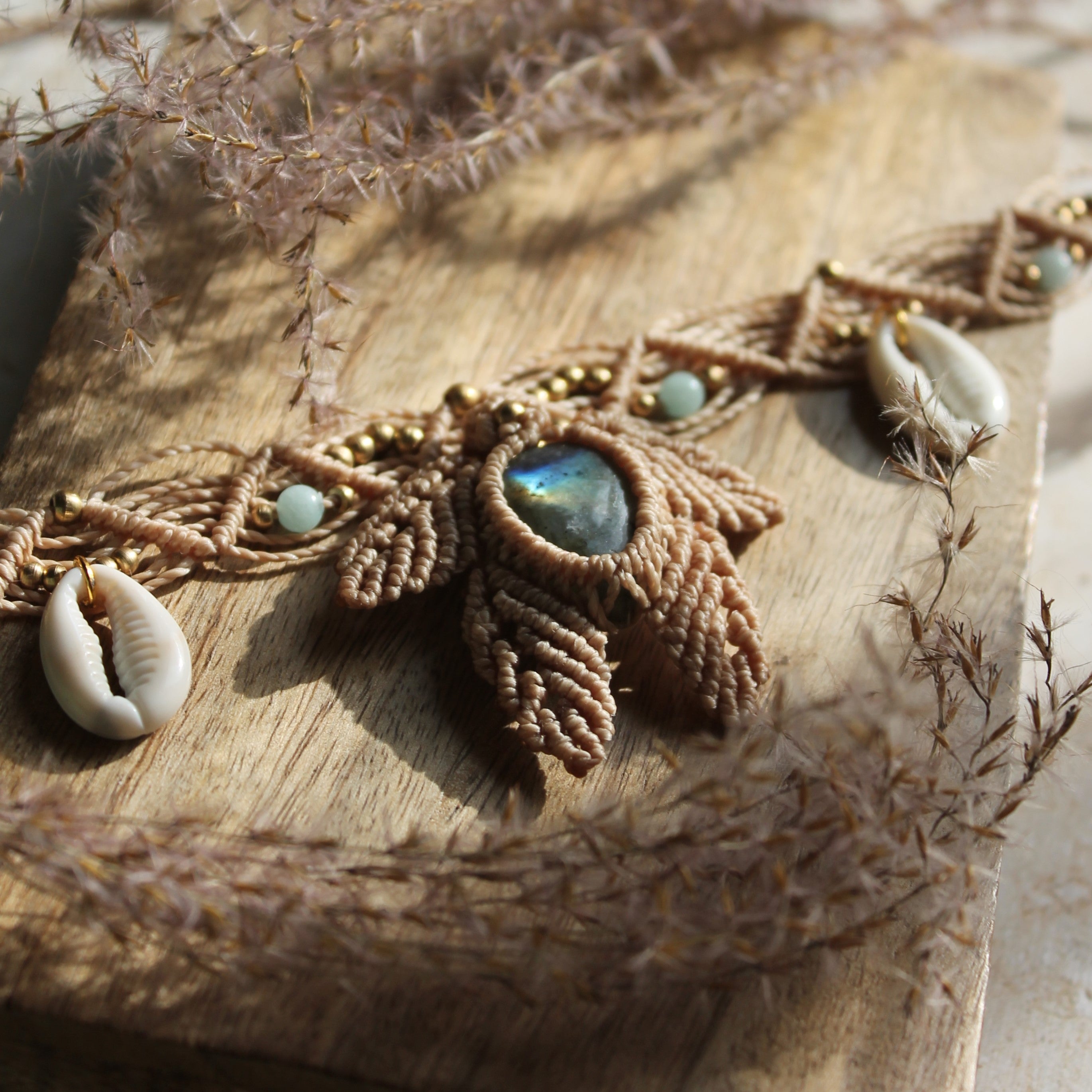 Labradorit Cabochon Turtle Amazonit Choker Kette Makramee goldfarben