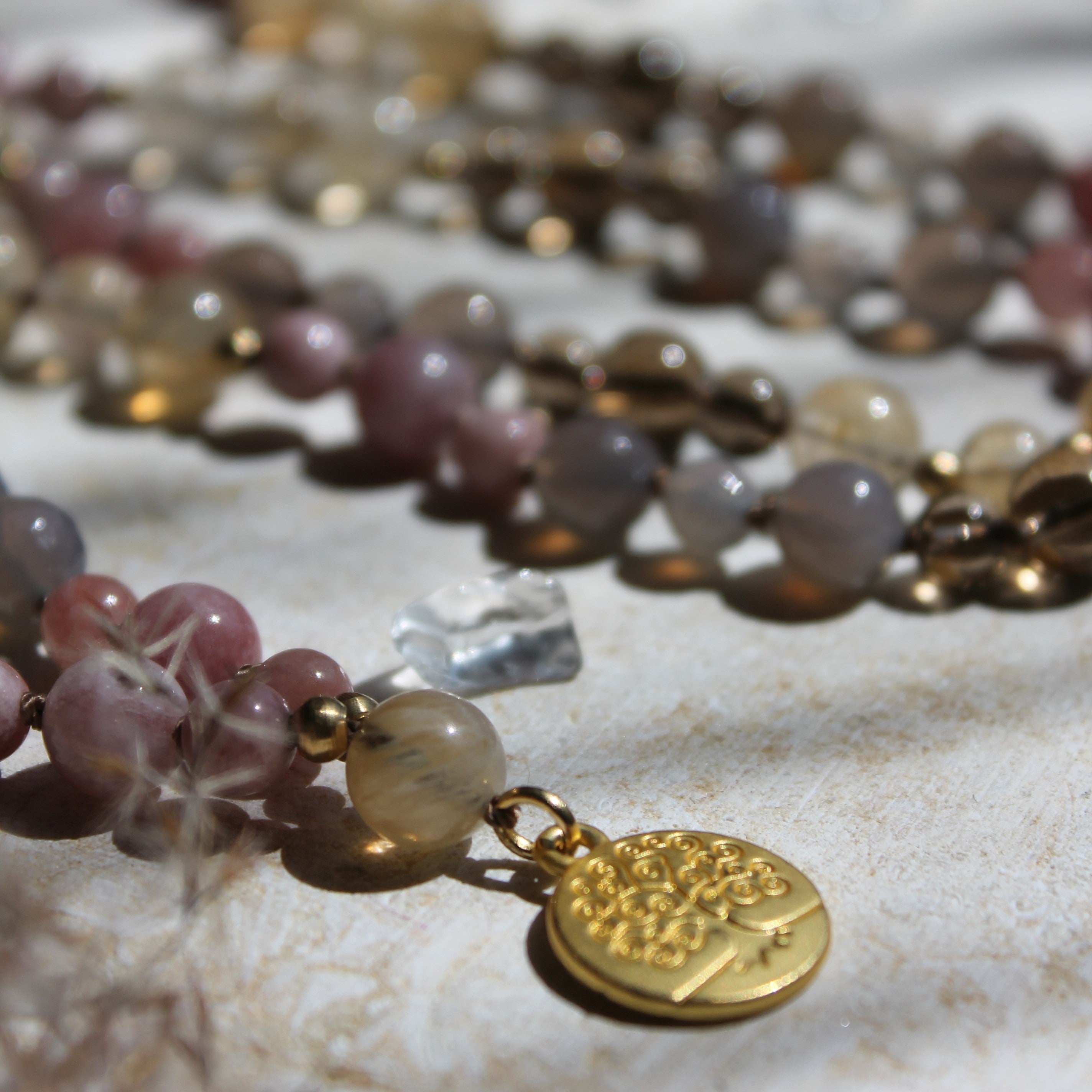 Achat, Citrin, Rauchquarz, Sonnenstein Mala goldfarben