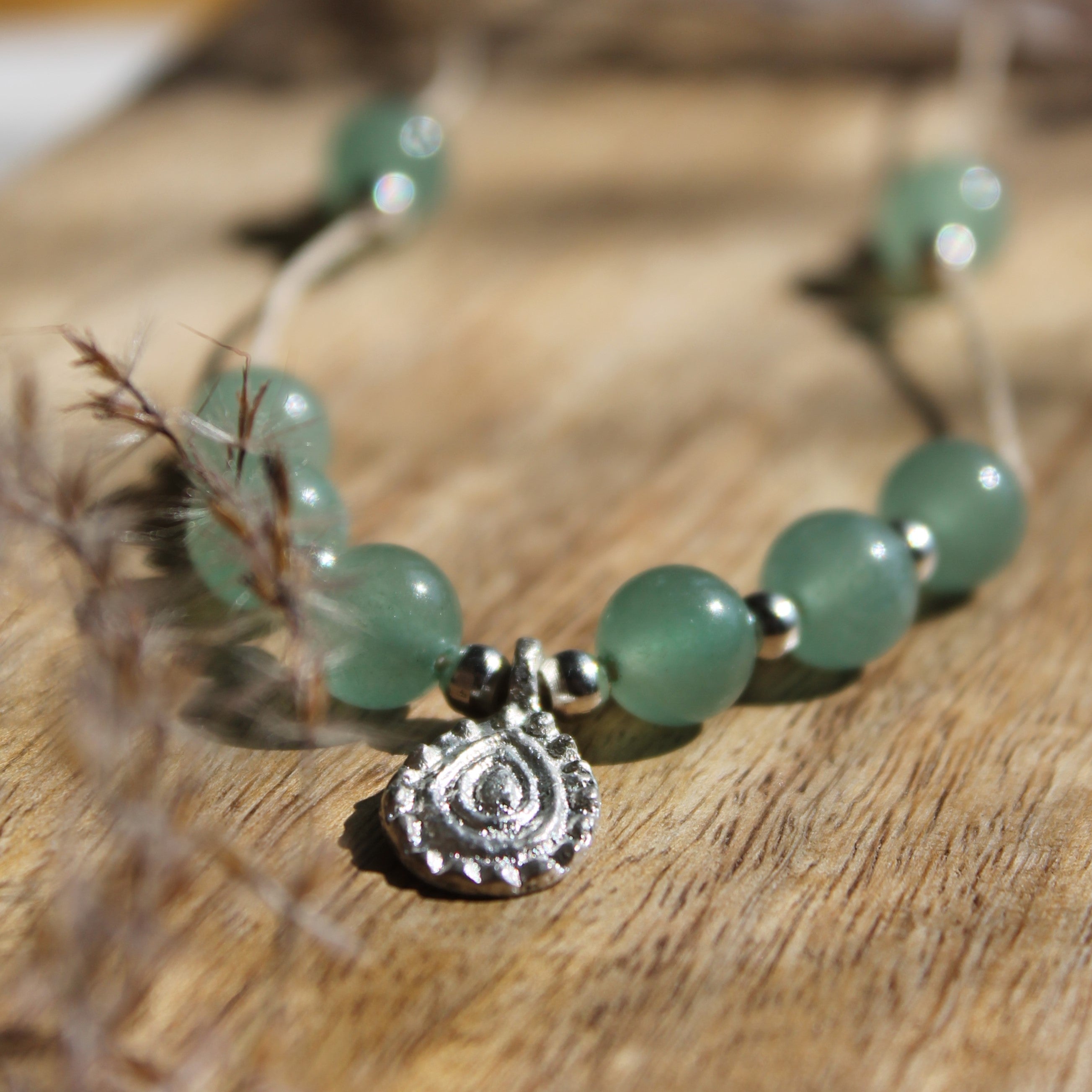 Personalisierte Kette zum Muttertag Tropfen silberfarben