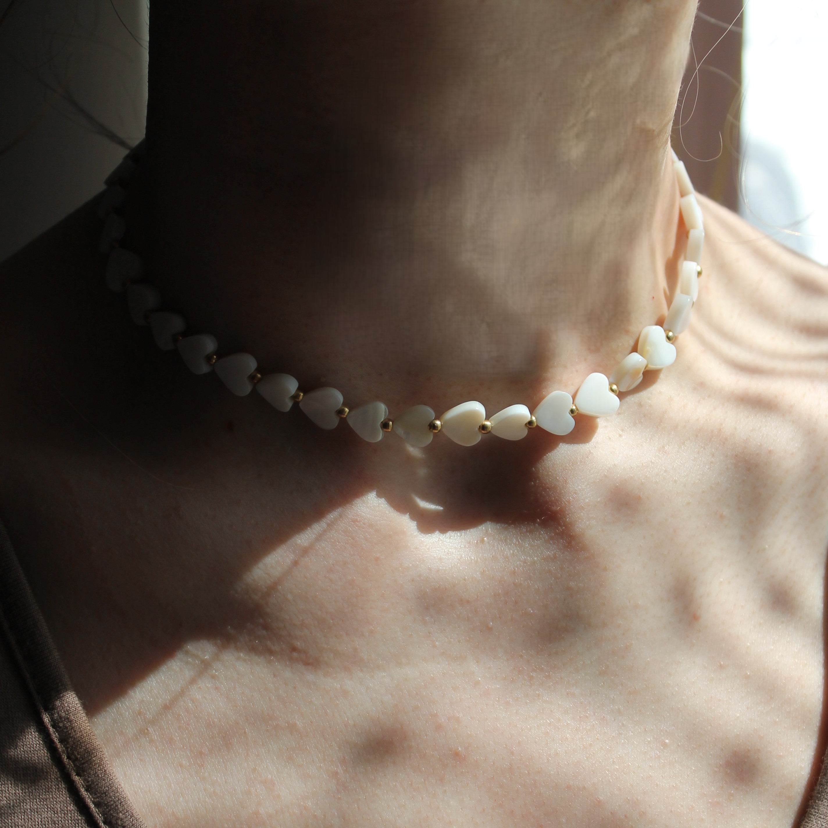 Perlmutt Herzen Choker Kette goldfarben