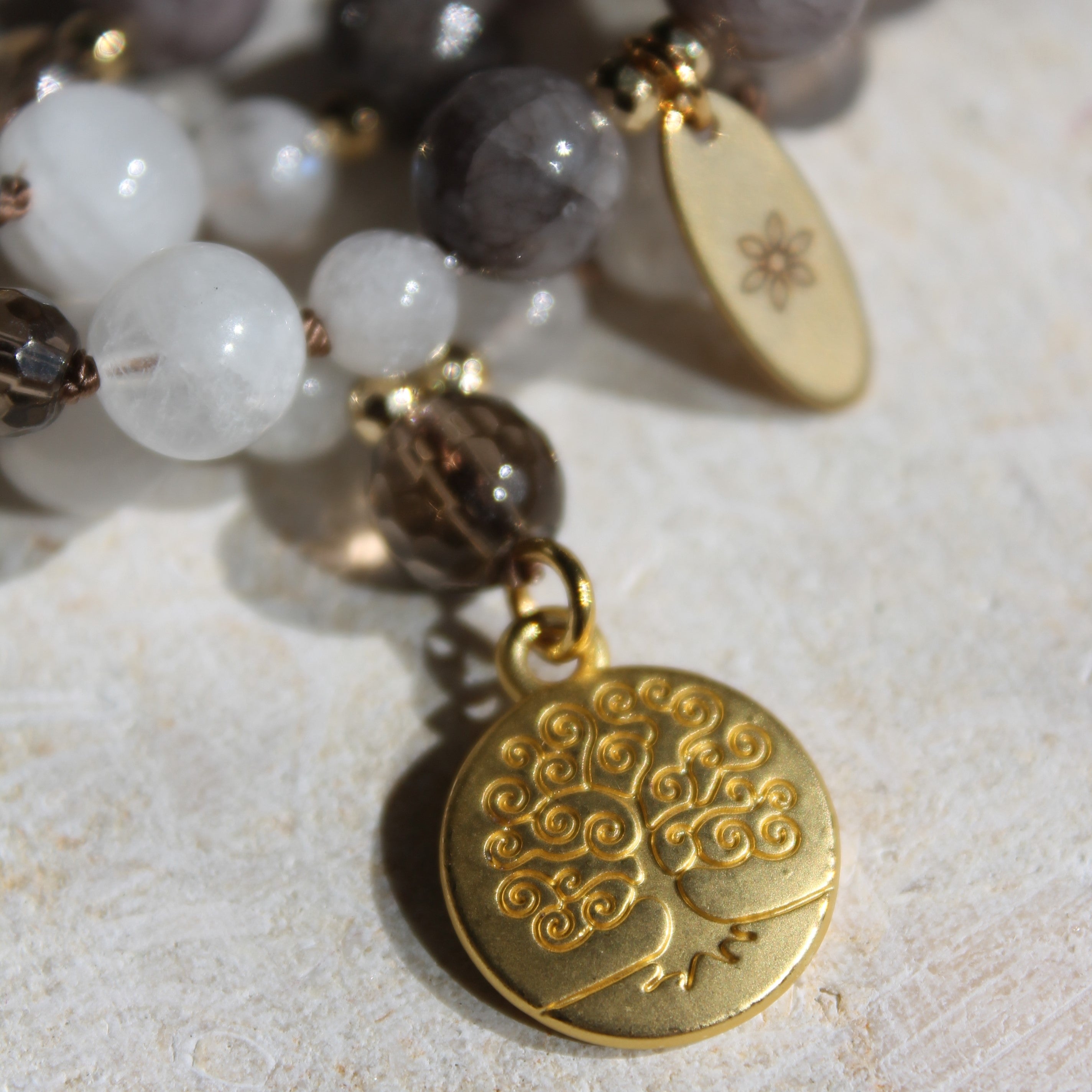 Achat, Rauchquarz, Mondstein Mala goldfarben