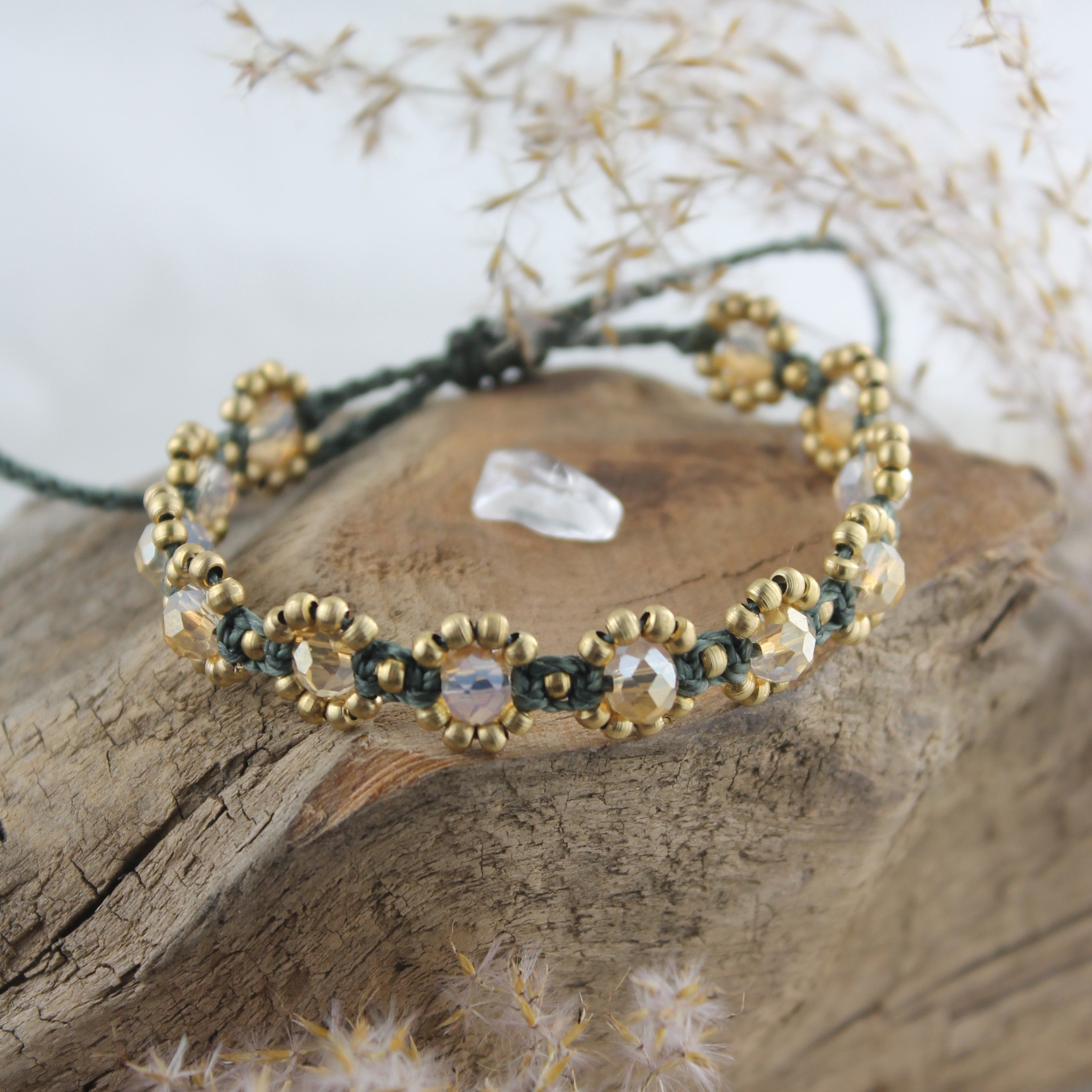 SONA OLIV Armband Makramee goldfarben