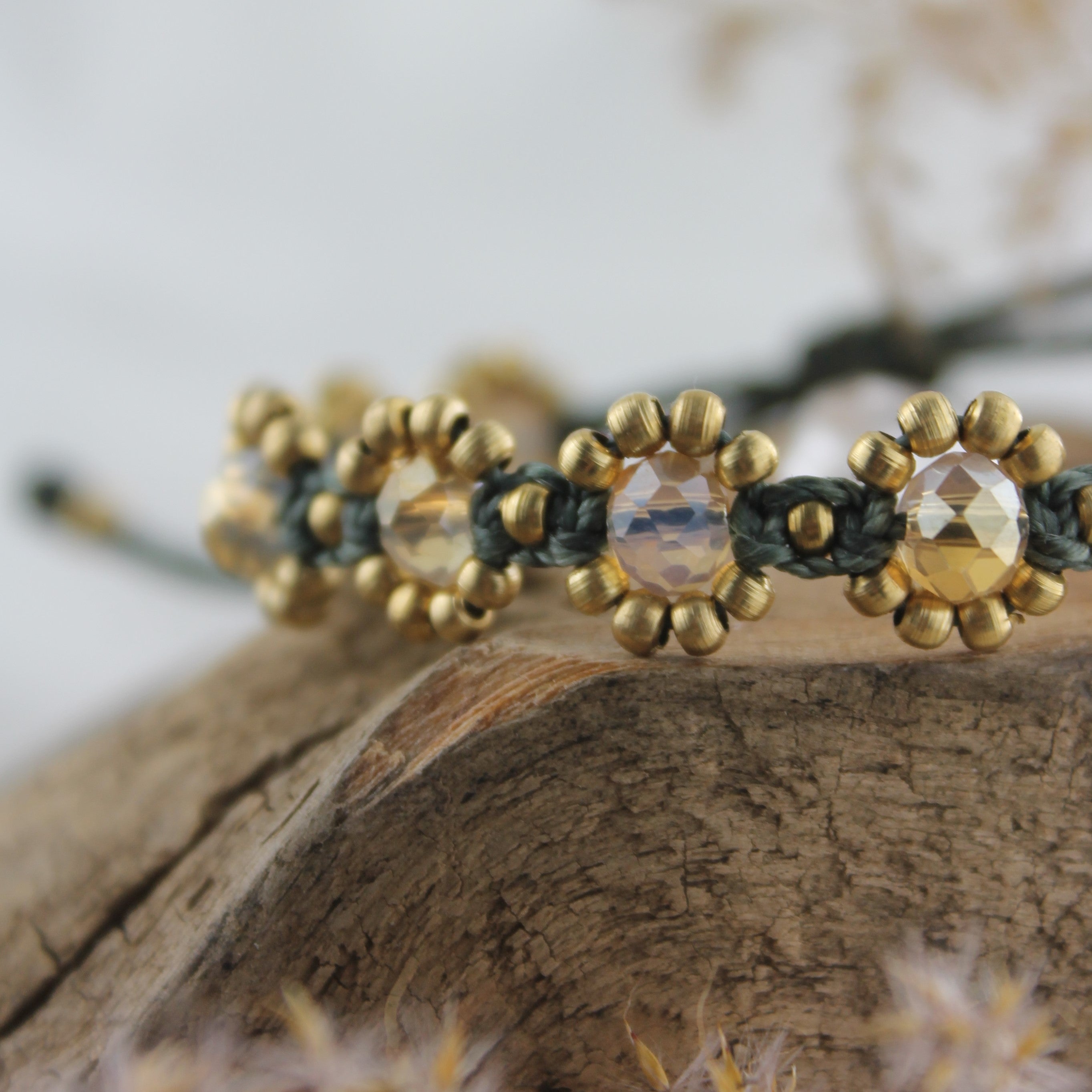 SONA OLIV Armband Makramee goldfarben