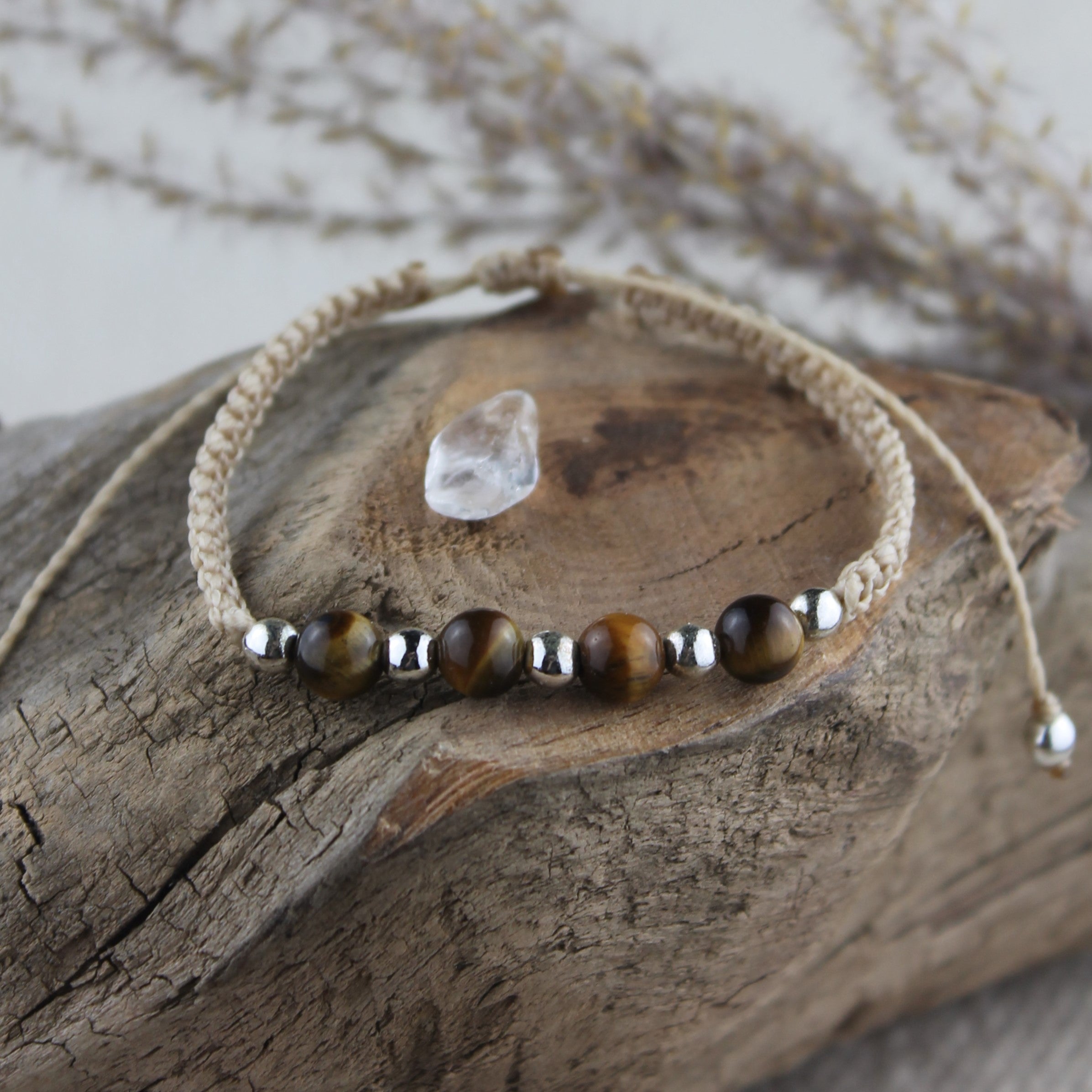 MEDEA Tigerauge Edelsteinarmband Makramee personalisiert gold- oder silberfarben
