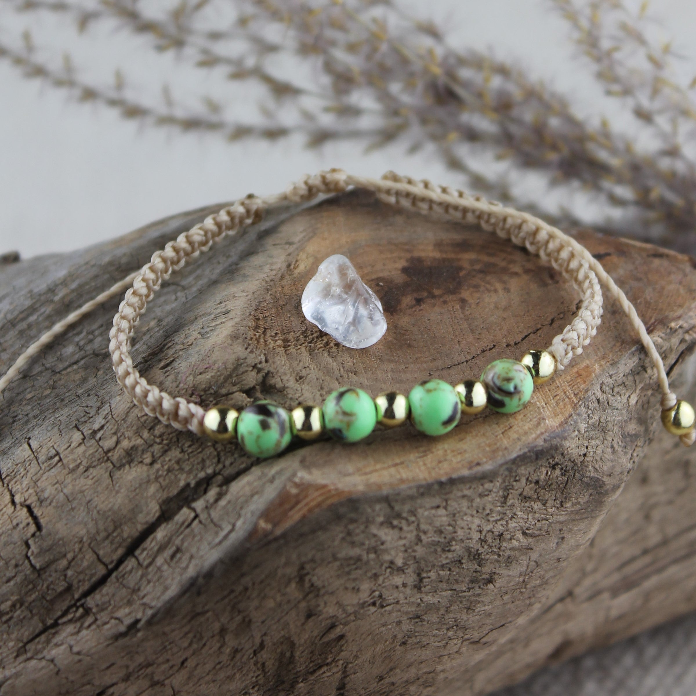 MEDEA Jaspis grün Edelsteinarmband Makramee personalisiert gold- oder silberfarben