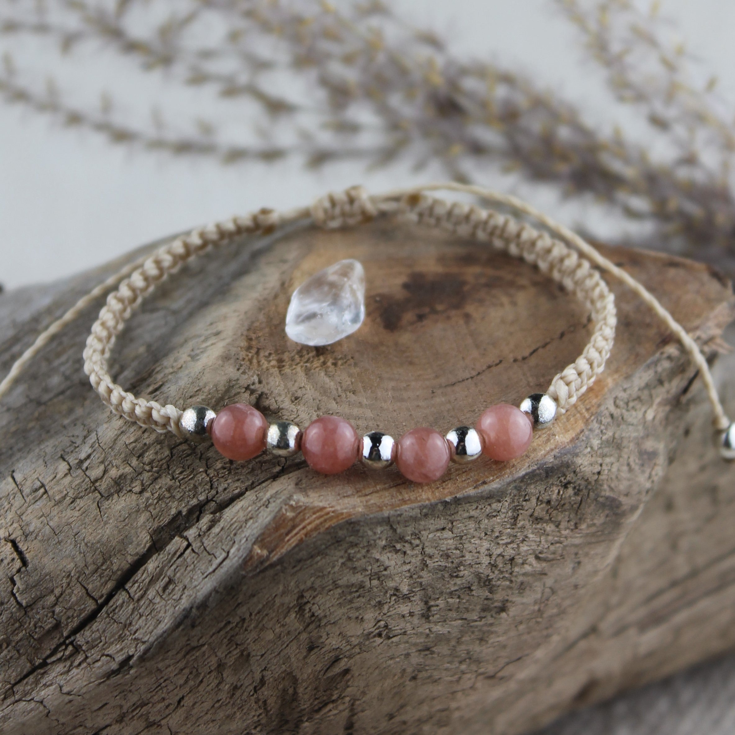 MEDEA Sonnenstein Edelsteinarmband Makramee personalisiert gold- oder silberfarben
